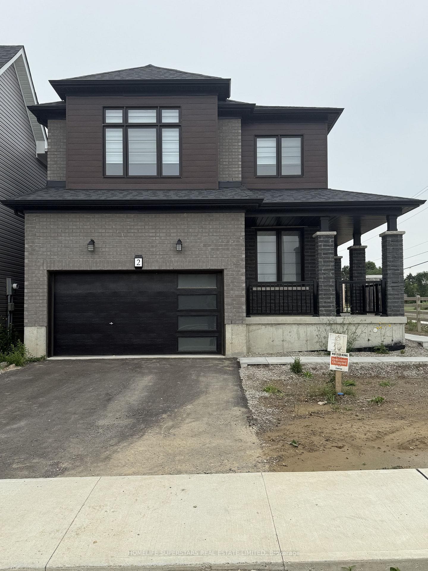 2 Stanley Avenue photo 4