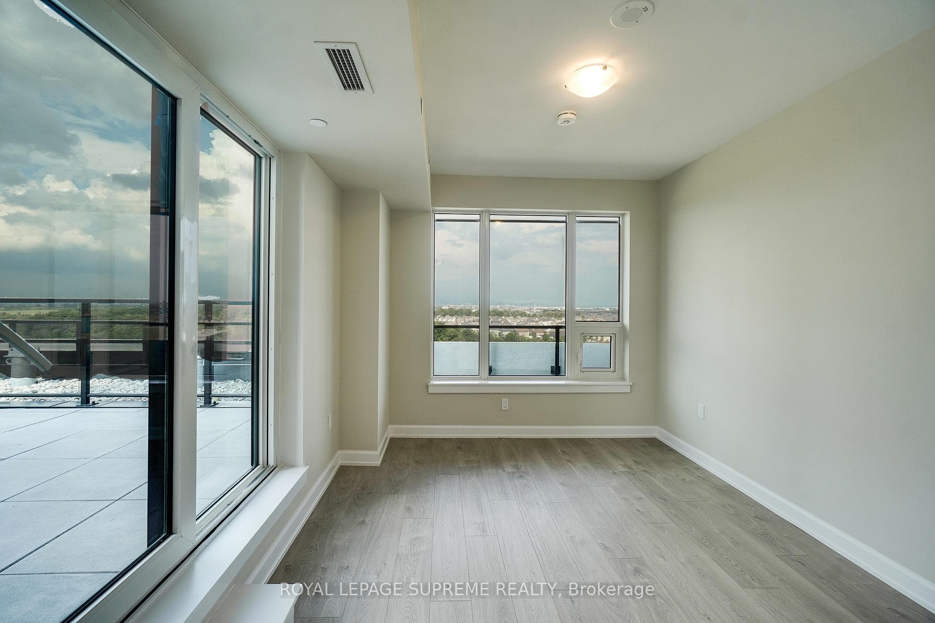 3200 William Coltson Avenue Unit 1306 photo 16