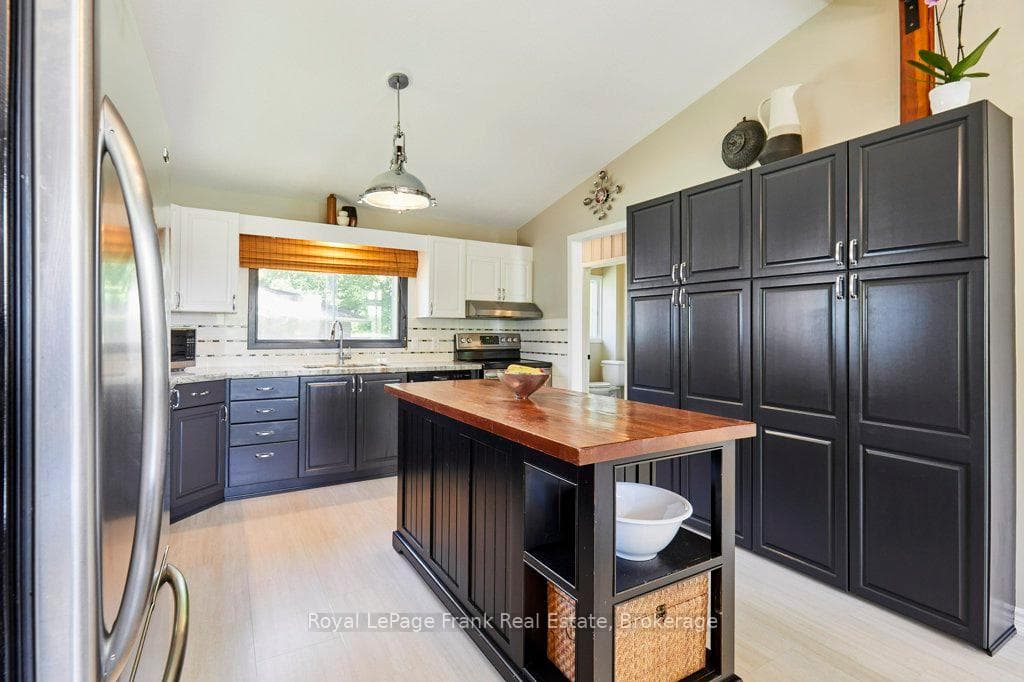 156 Acton Road photo 19