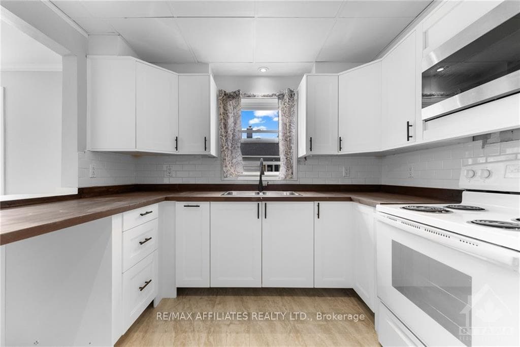 100 MORPHY Street photo 11