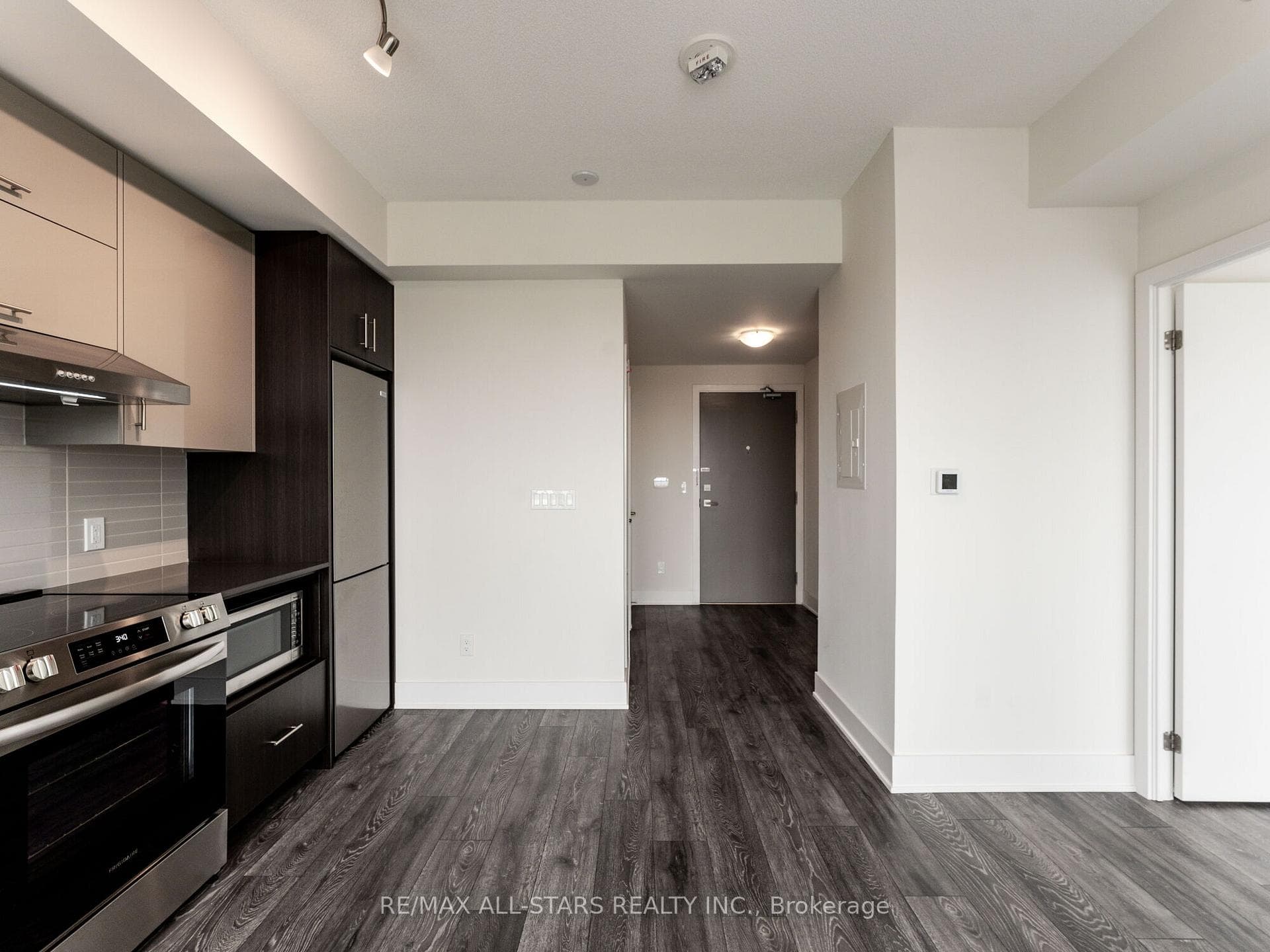 188 Fairview Mall Drive Unit 1512 photo 13