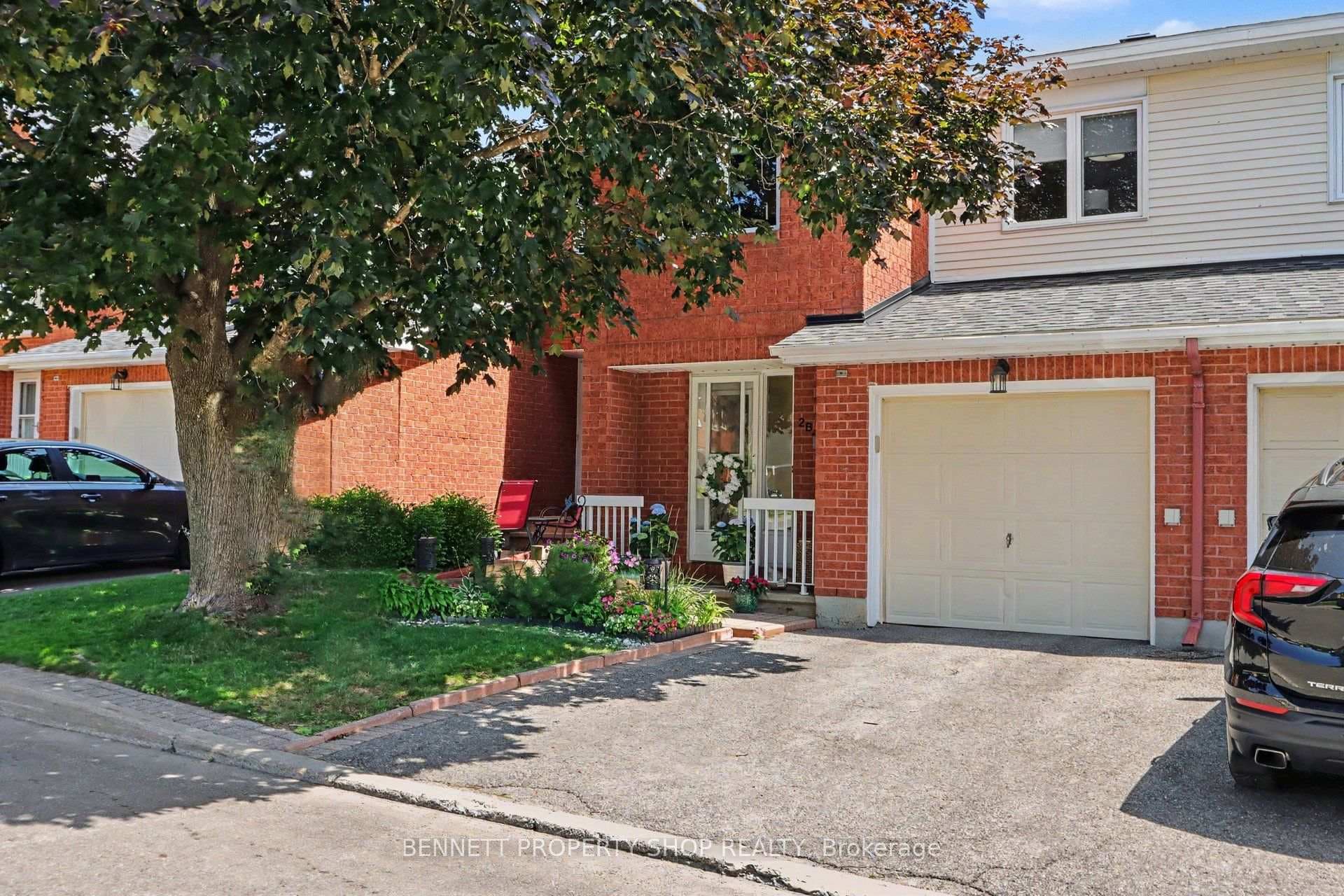 2 Maple Ridge Crescent Unit B photo 1