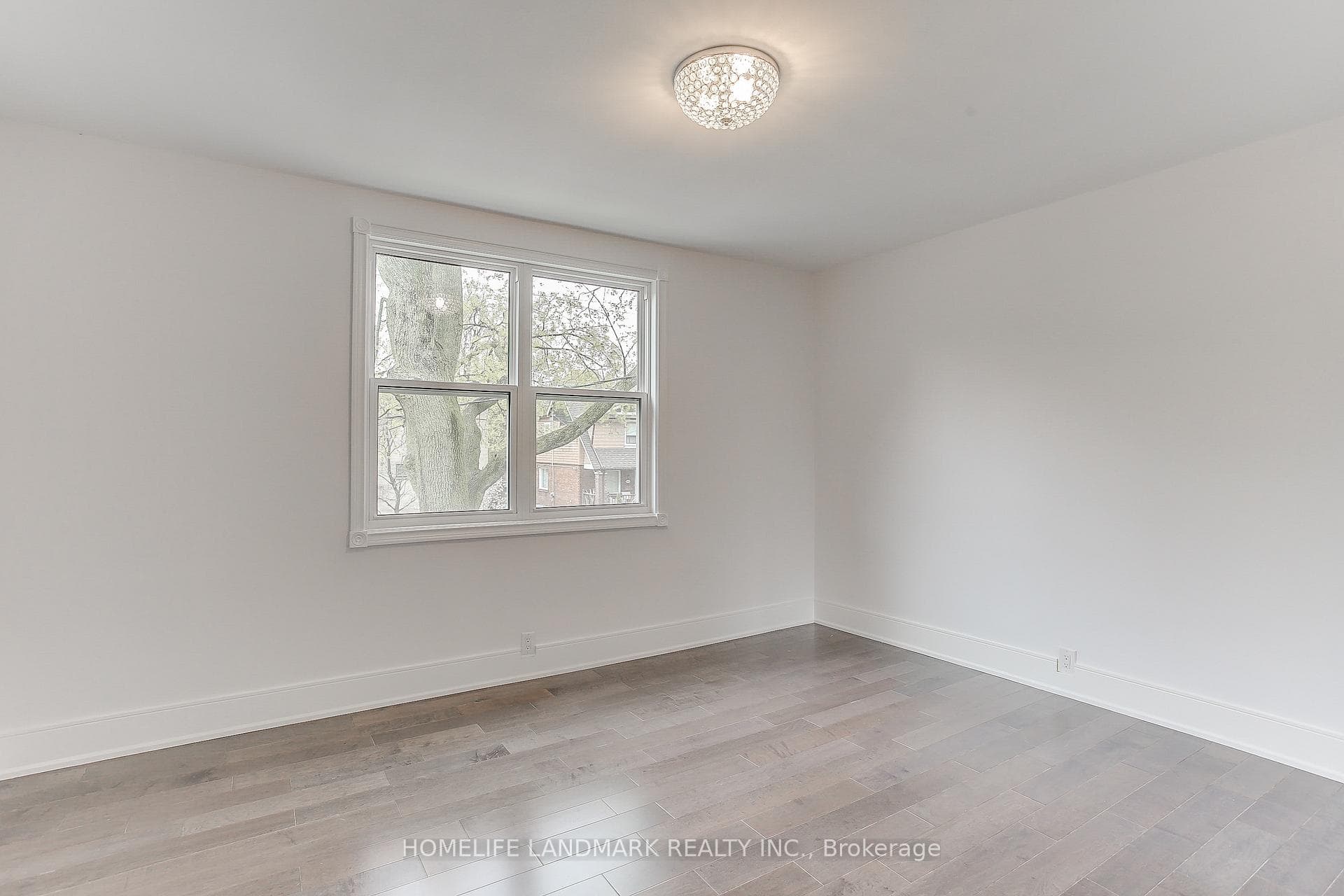 500 Balliol Street photo 11