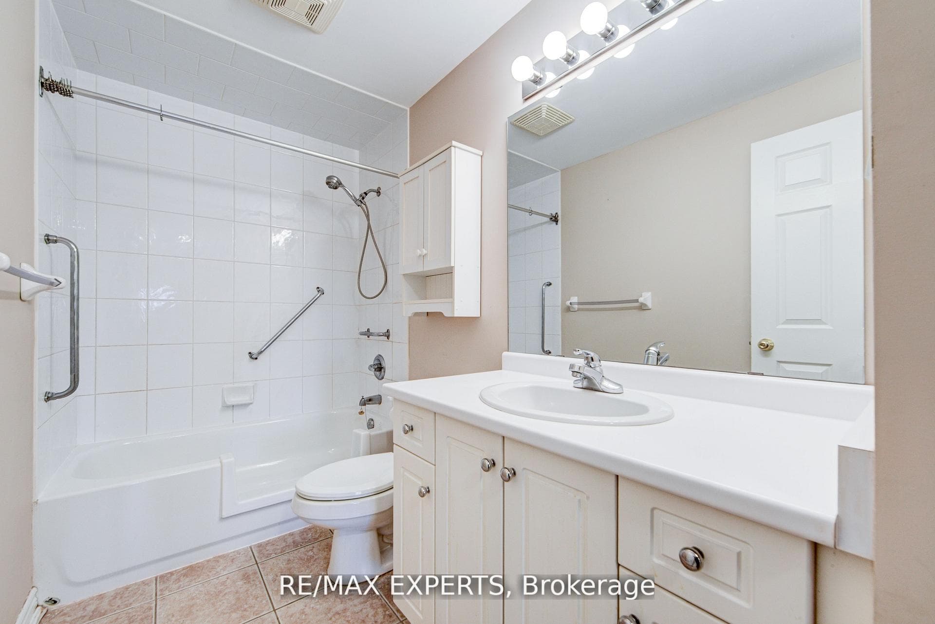 391 Plains Road Unit 102 photo 33