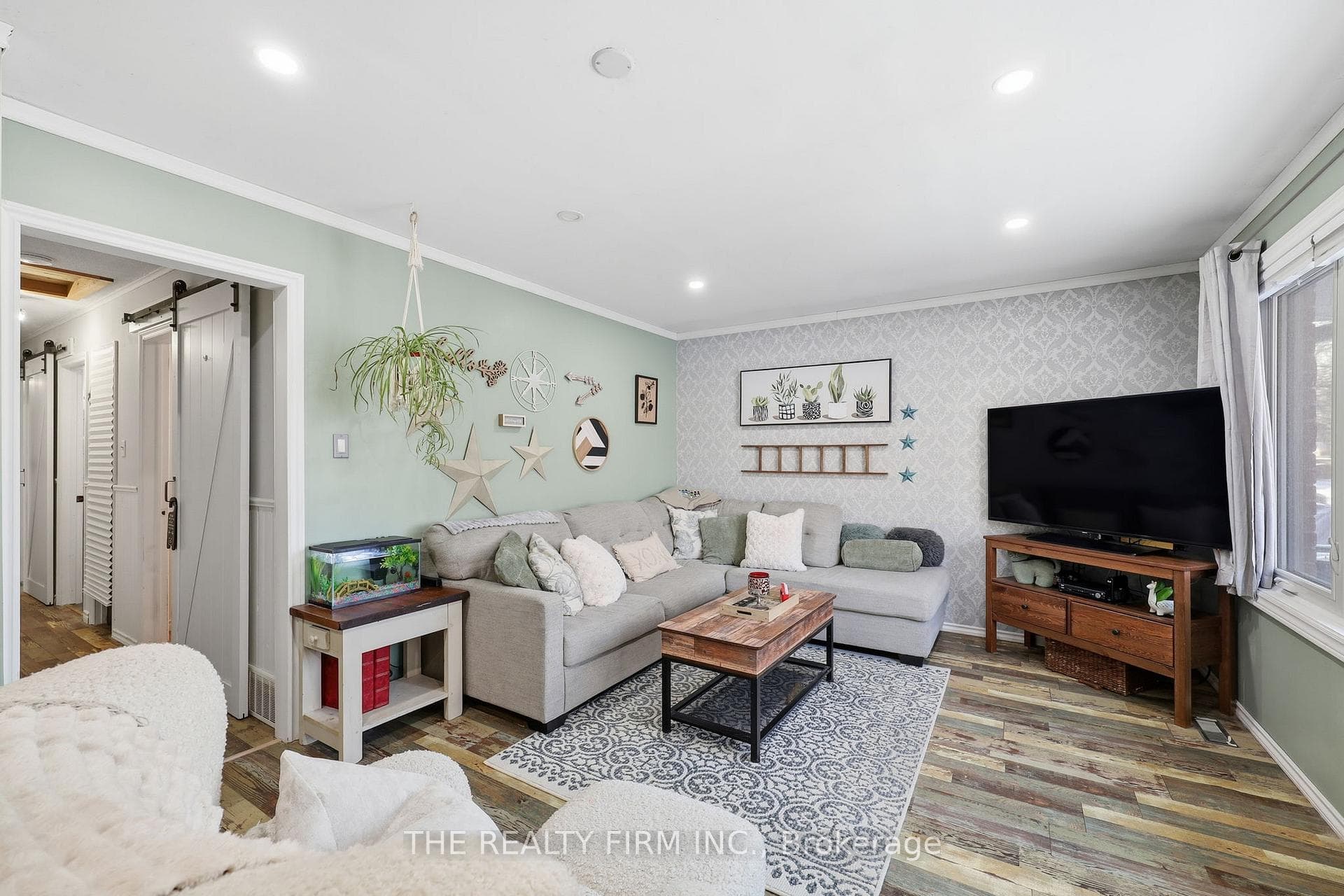 70 Talavera Crescent photo 7