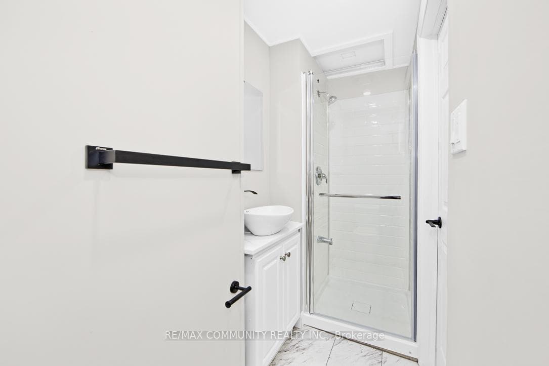 1130 King Street Unit 2 photo 14
