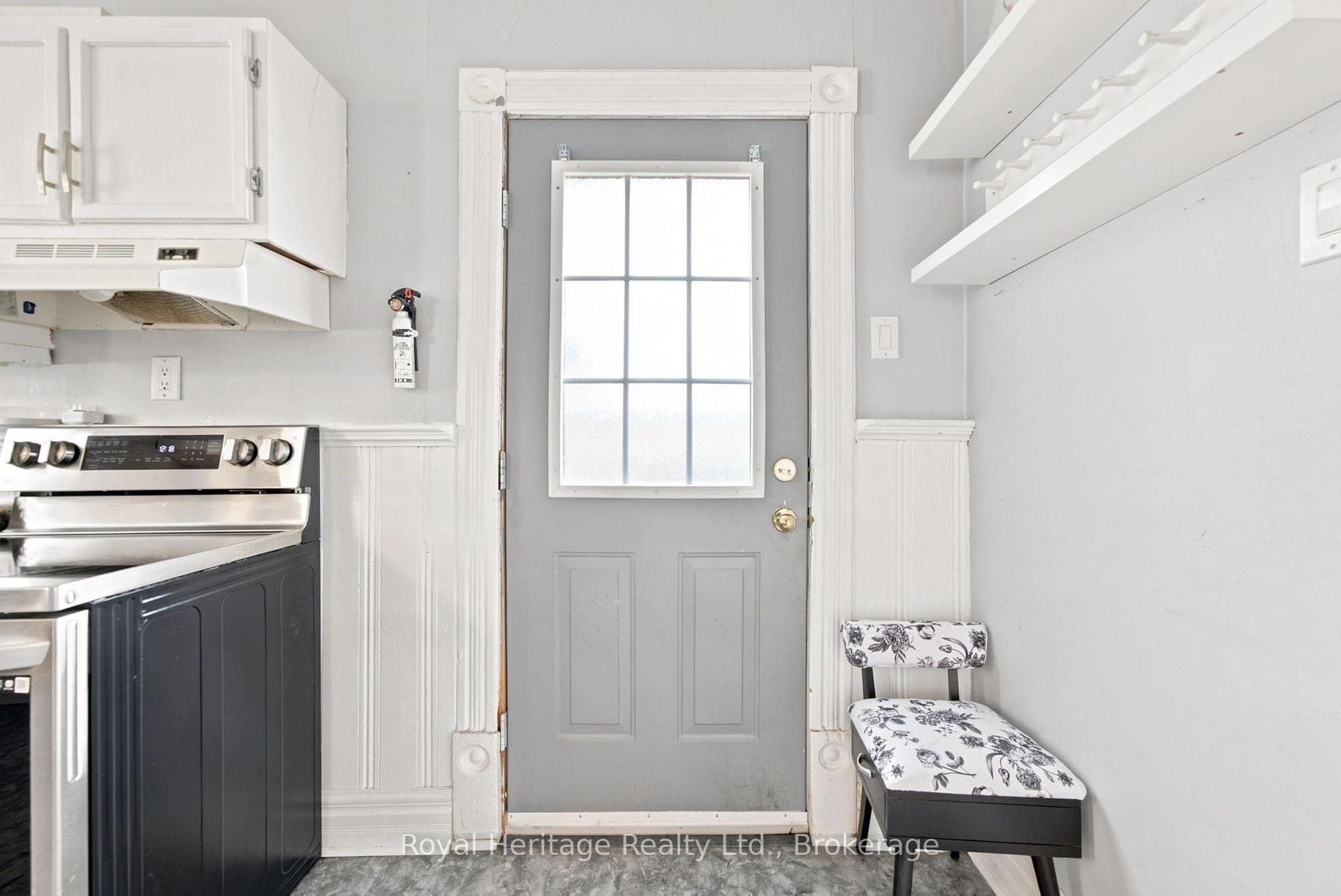 61 Lindsay Street photo 2