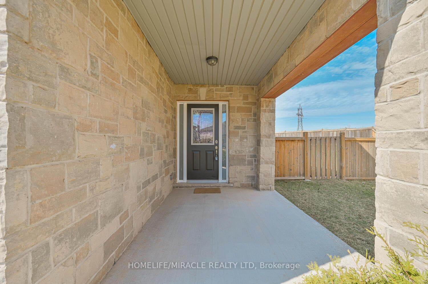 23 Pinot Crescent photo 5