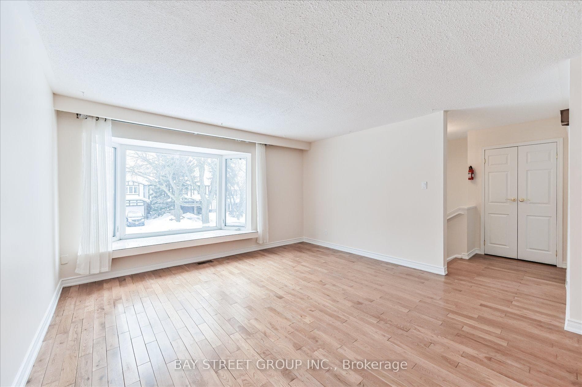 14 Tuscarora Drive Unit Upper photo 6
