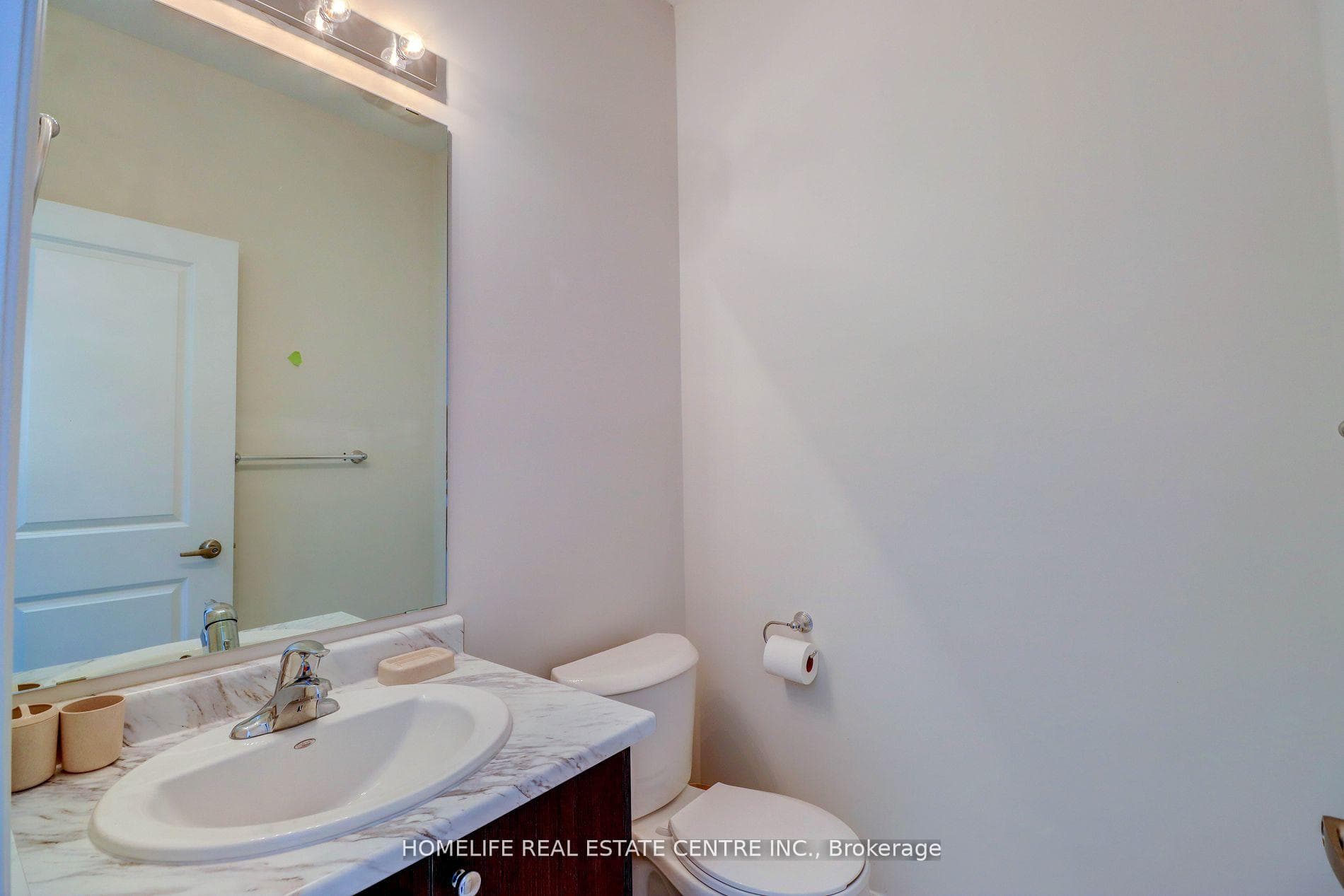 61 Bannister Road photo 26