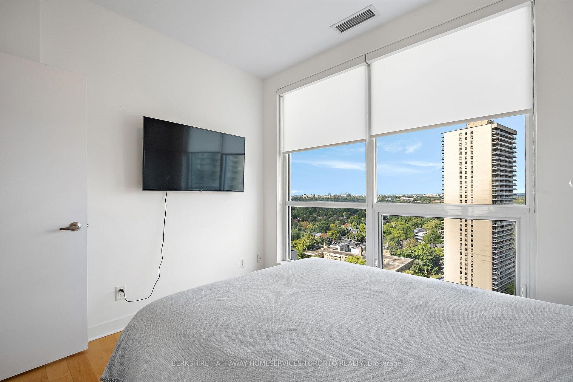 58 Orchard View Boulevard Unit Ph02 photo 10