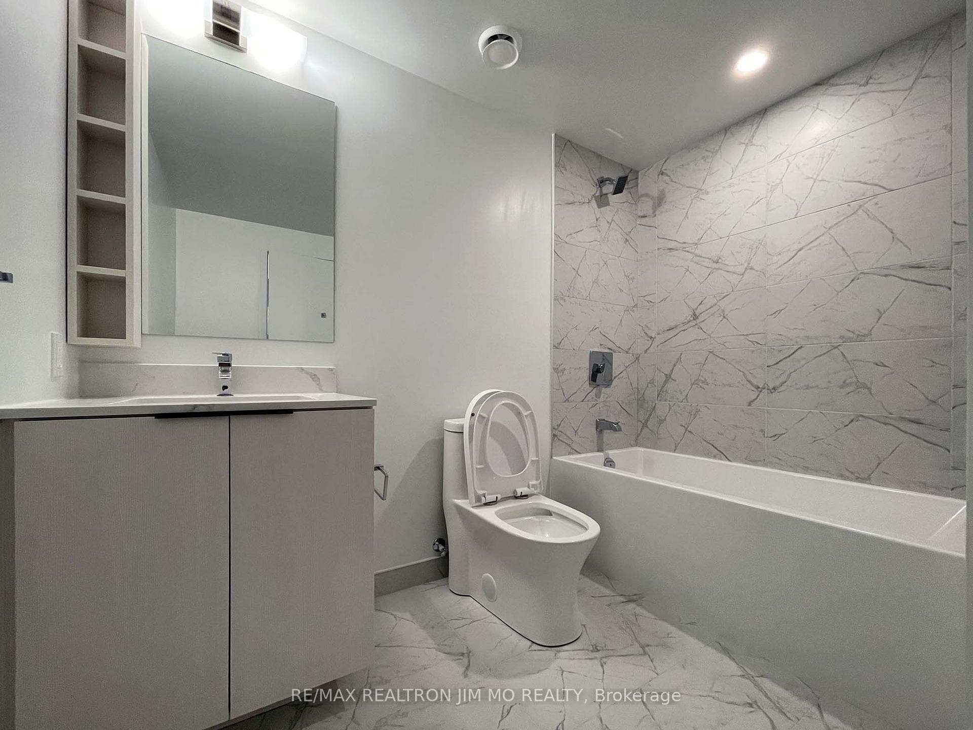 82 Dalhousie Street Unit 1212 photo 13