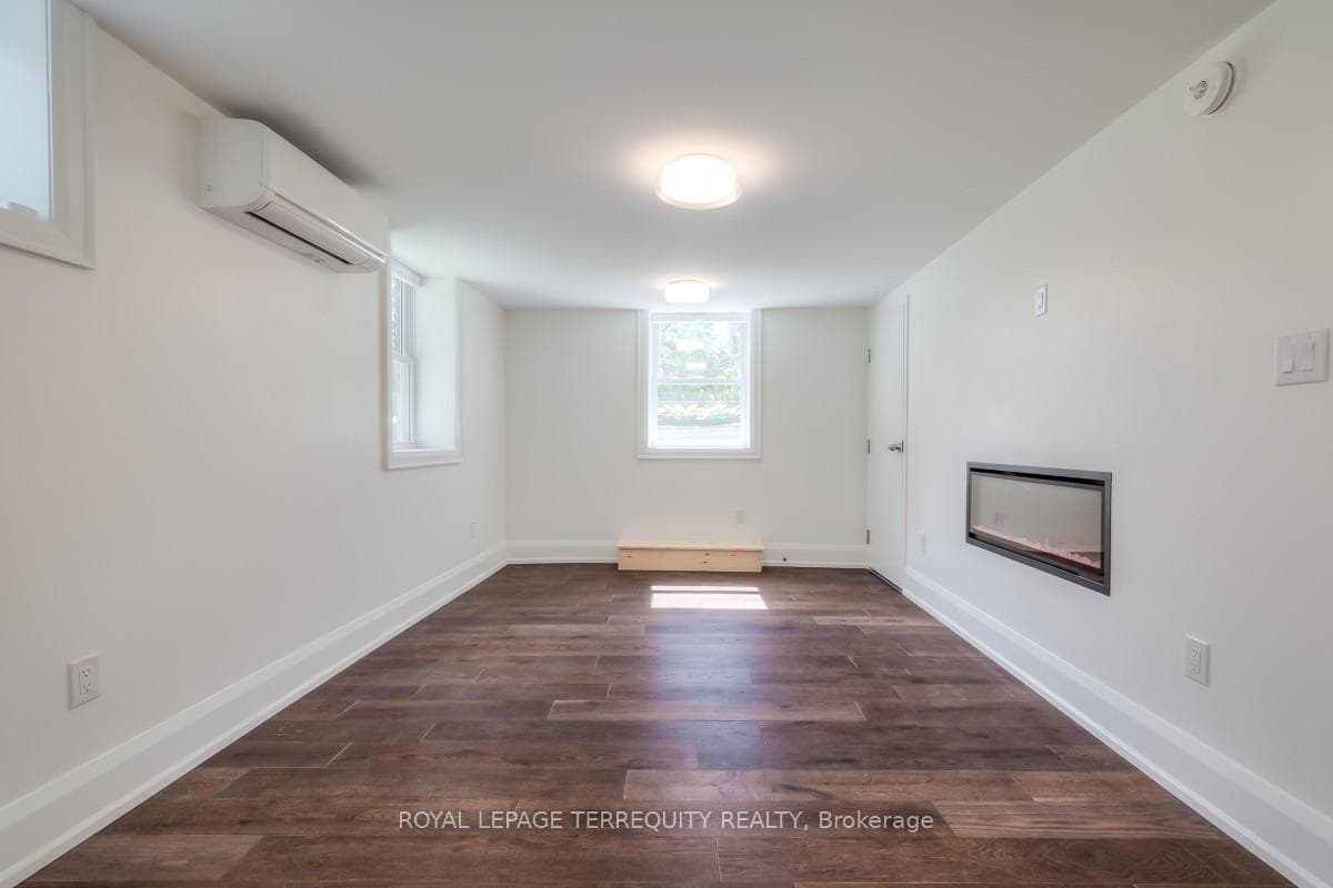 674 Eglinton Avenue Unit Lower photo 16