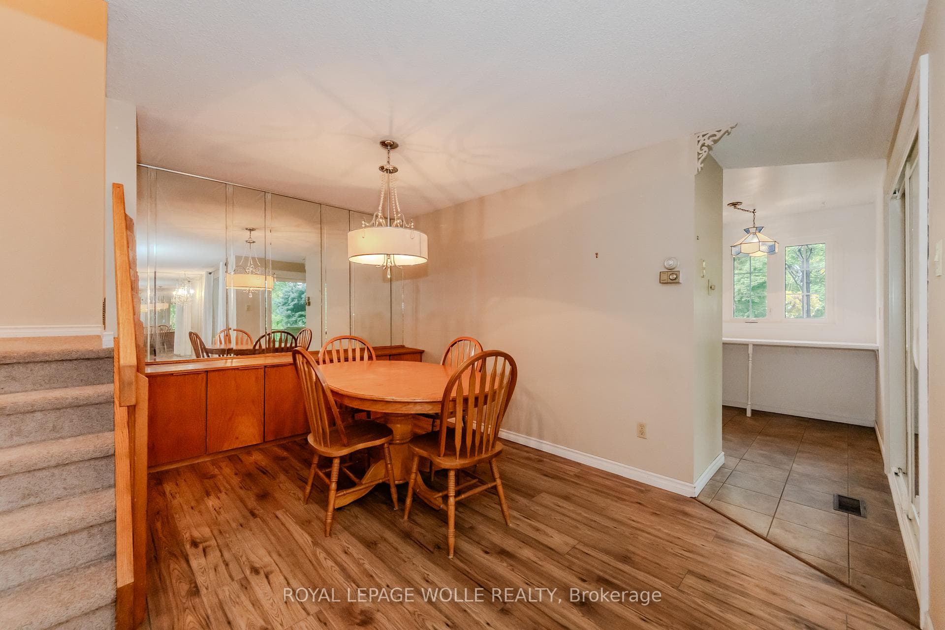 250 Kingswood Drive Unit 1 photo 14