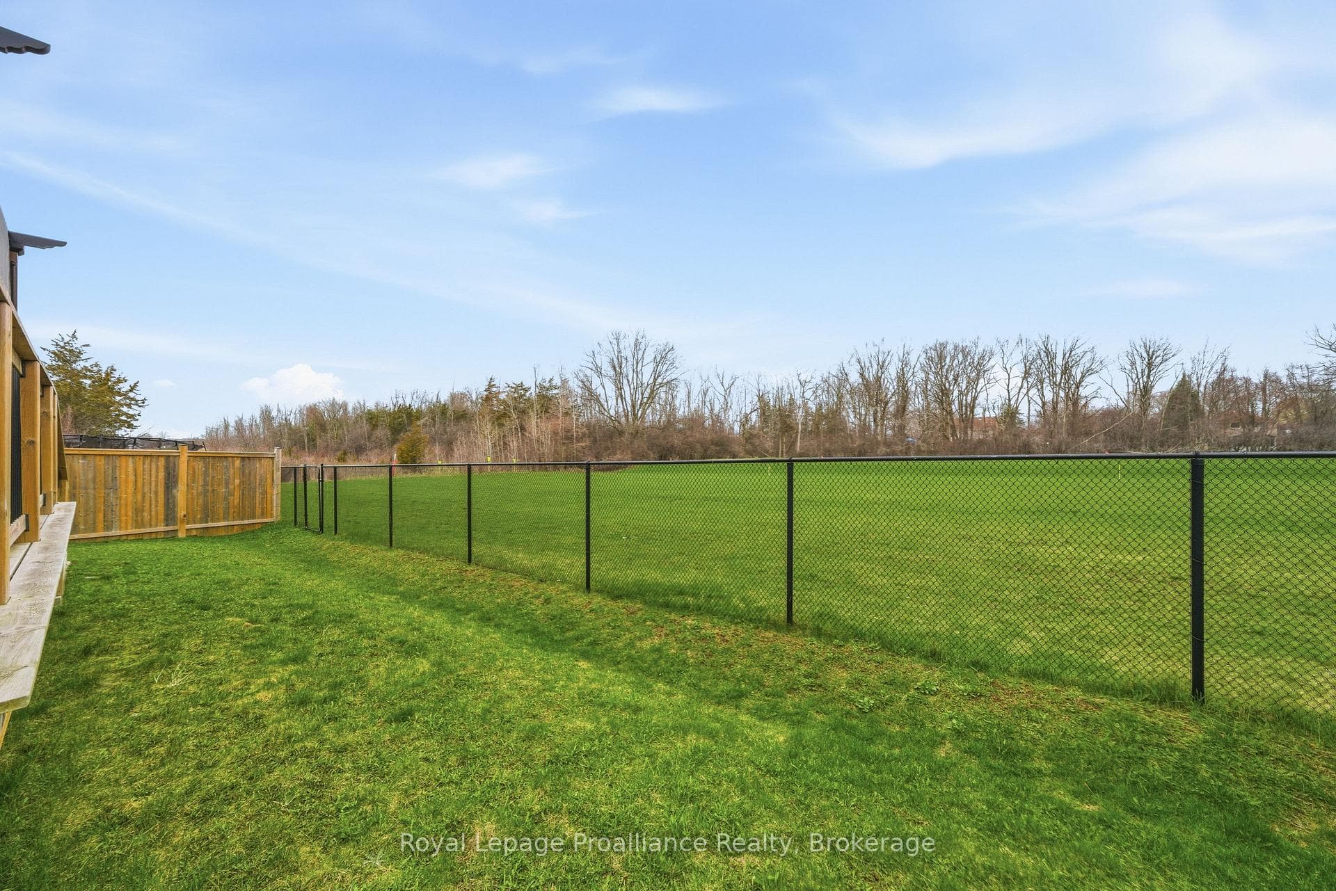 38 Redwood Drive photo 45