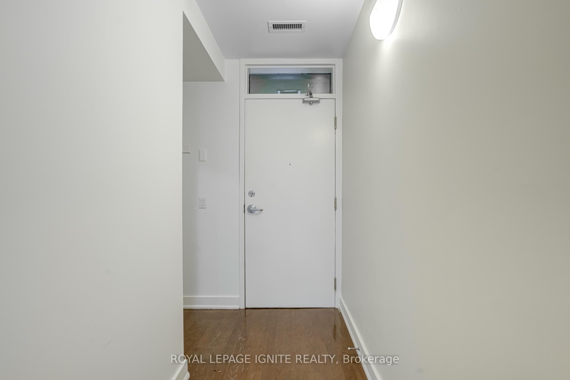 25 Ritchie Avenue Unit 406 photo 12