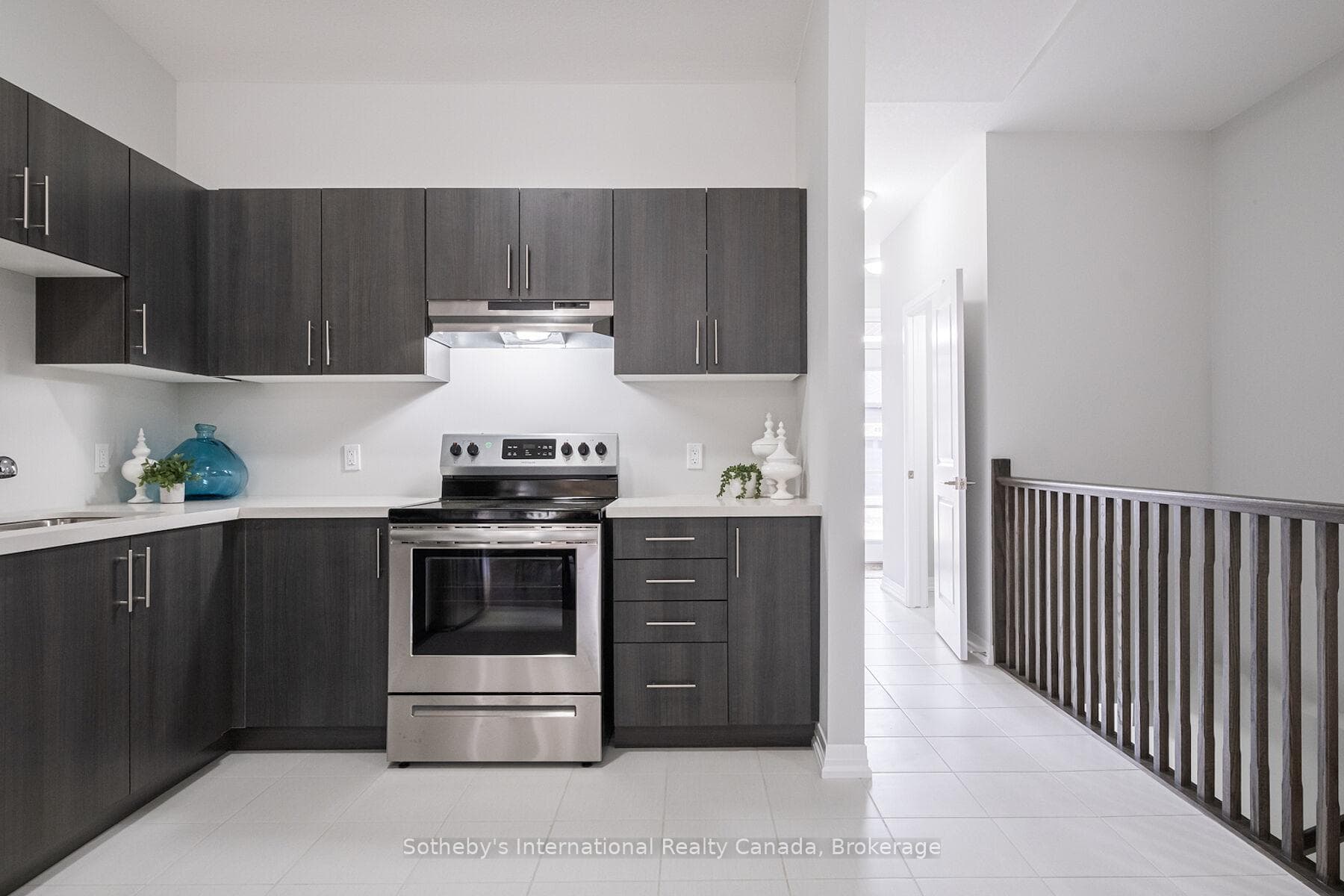550 Grey Street Unit 22 photo 12