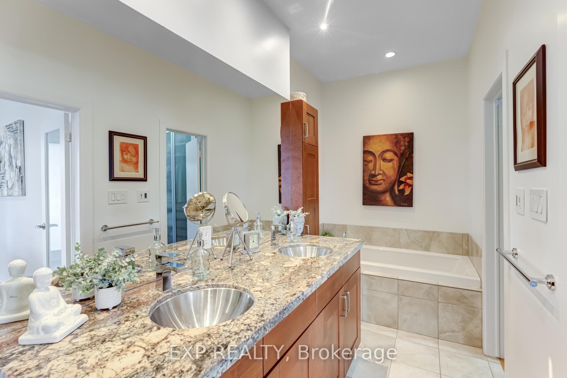 160 Fallingbrook Road Unit 212 photo 33