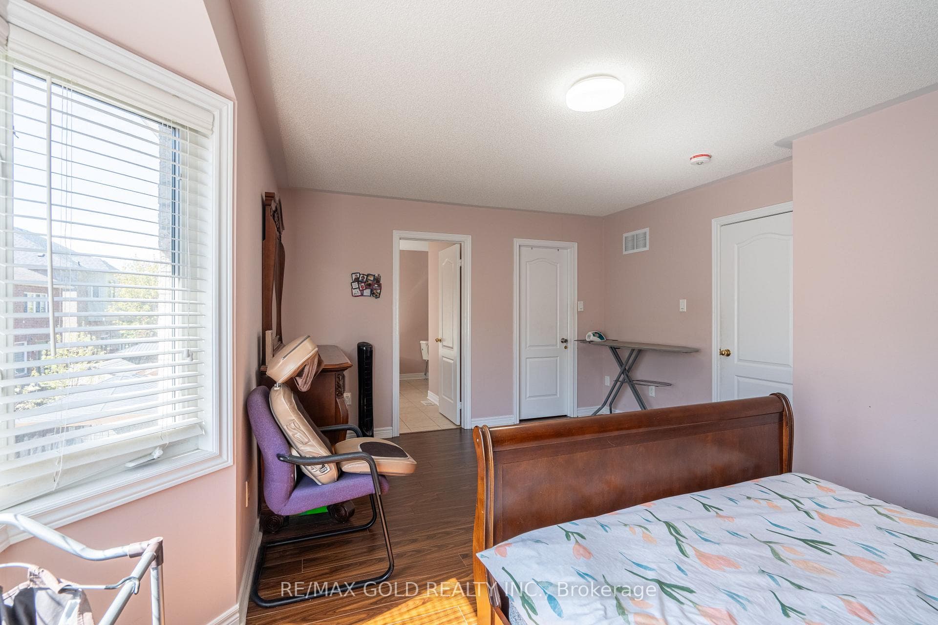 138 Watsonbrook Drive photo 25