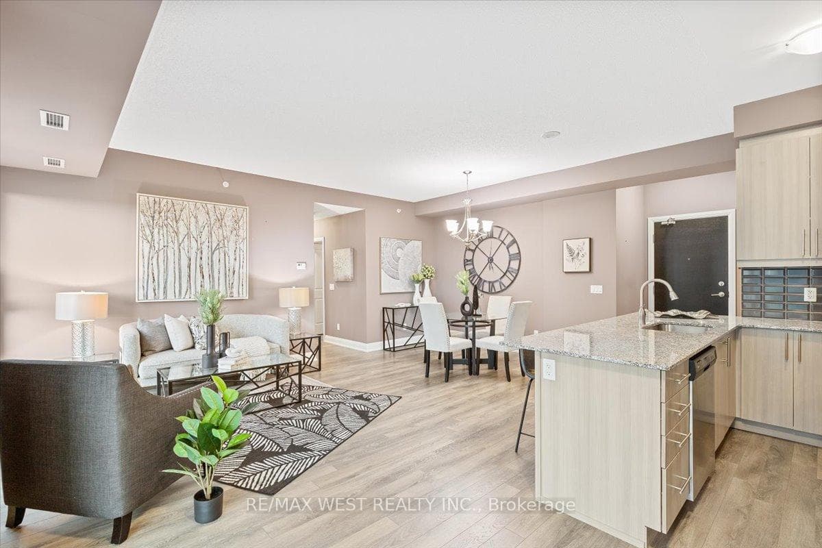 55 Yorkland Boulevard Unit 903 photo 7