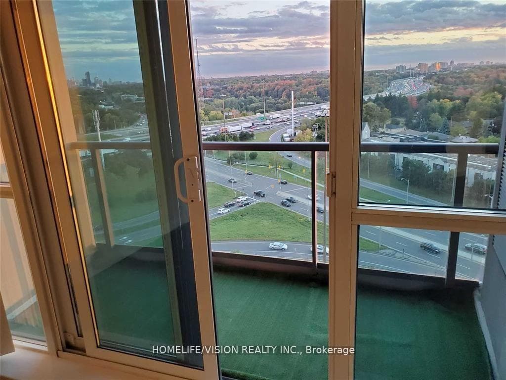 30 Harrison Garden Boulevard Unit 1803 photo 22