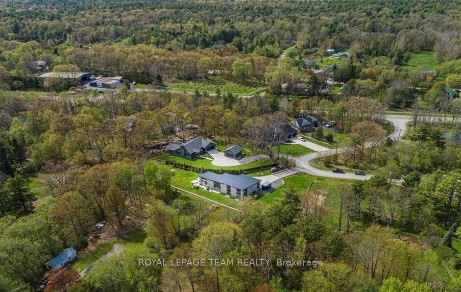 8 Headlands Way photo 20