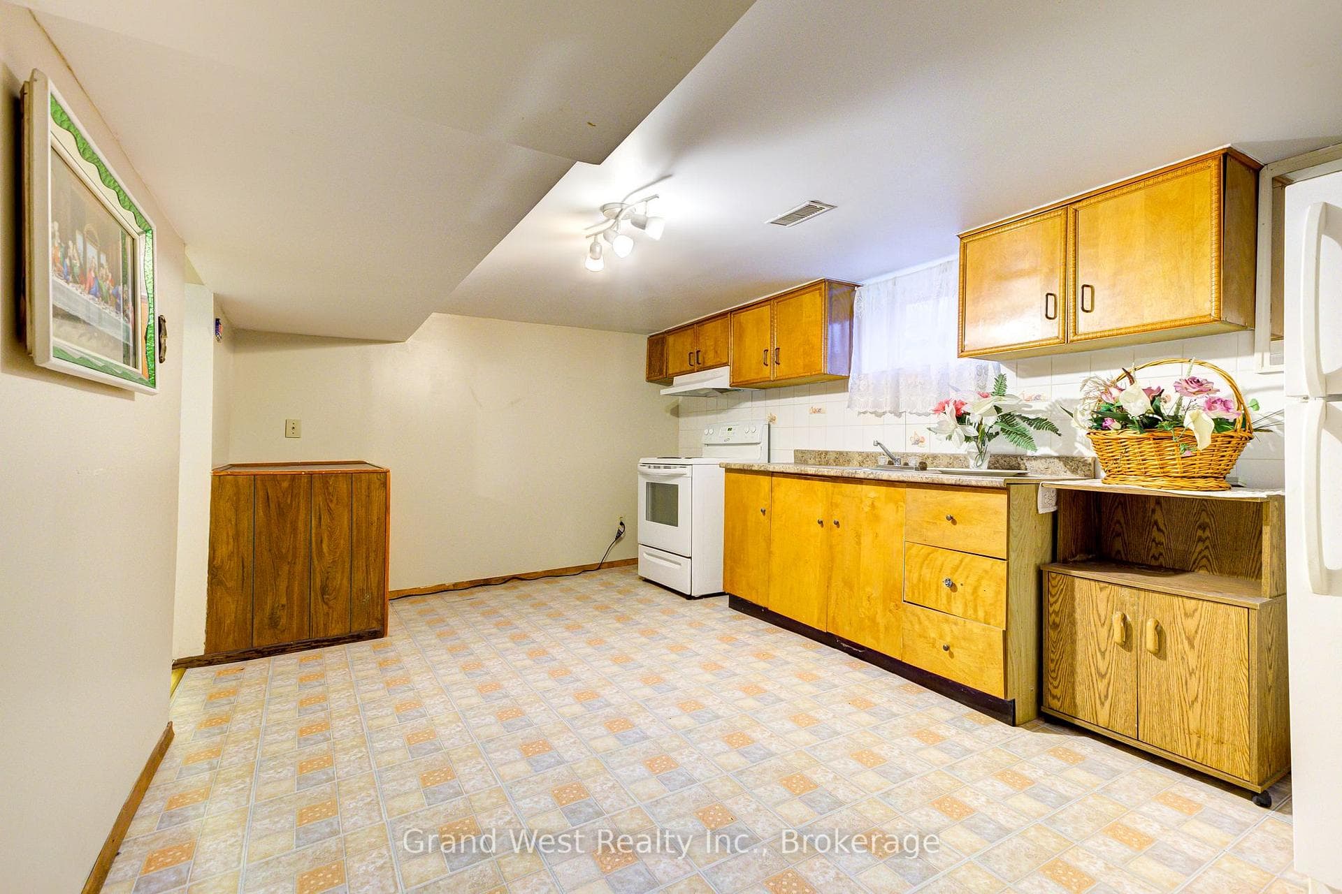 Lower Kitchen