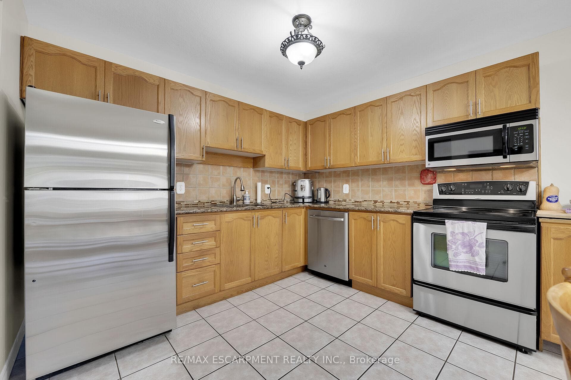 23 Argyle Avenue photo 10