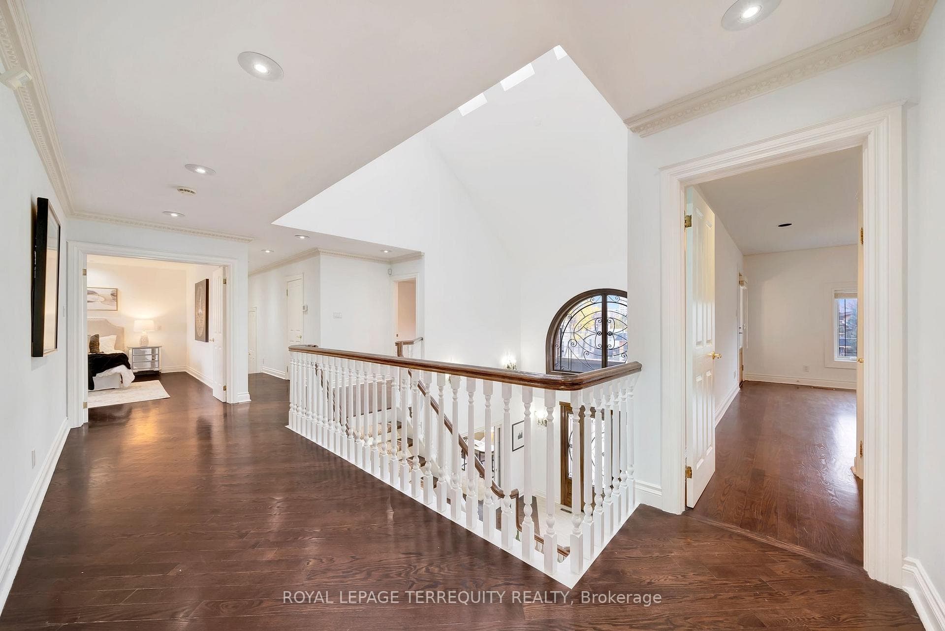 166 Arnold Avenue photo 13