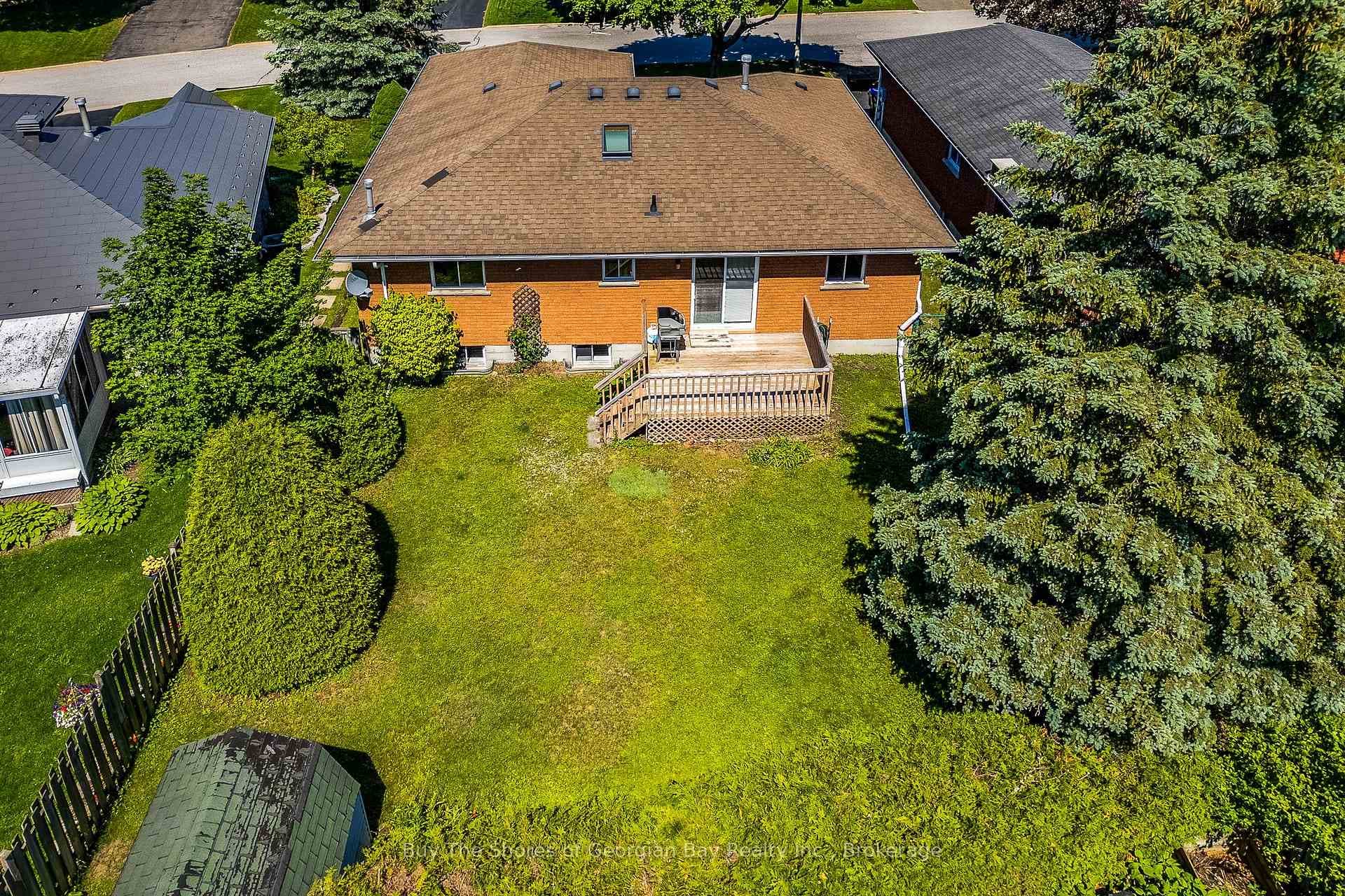 208 Margaret Street photo 33