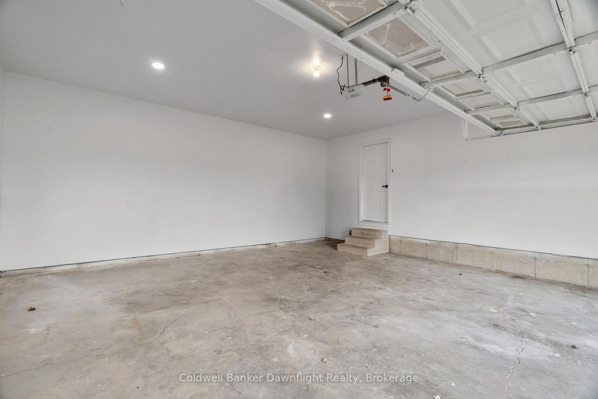 84094 London Road photo 45