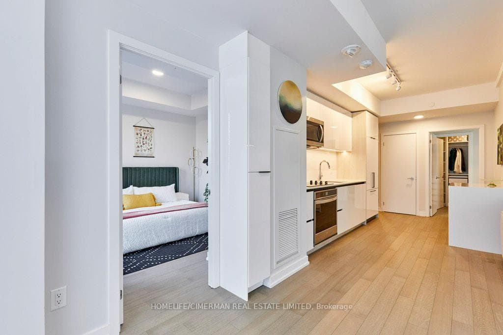 150 Logan Avenue Unit 328 photo 19