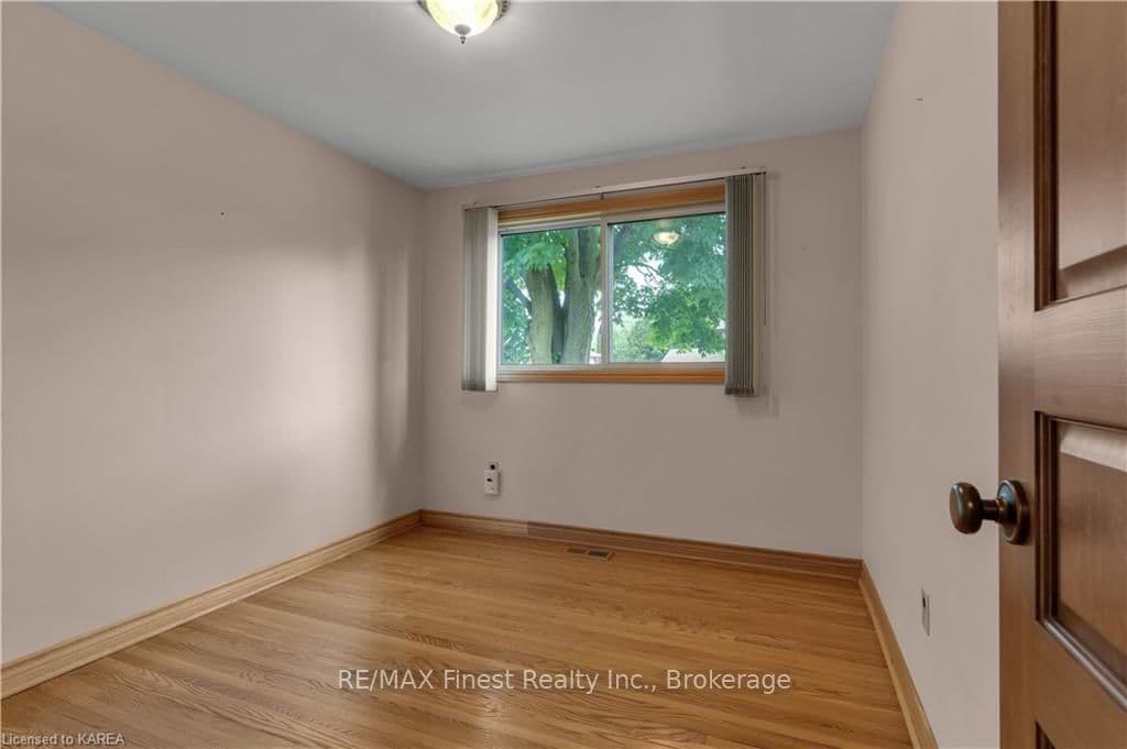 26 MORENZ Crescent photo 27