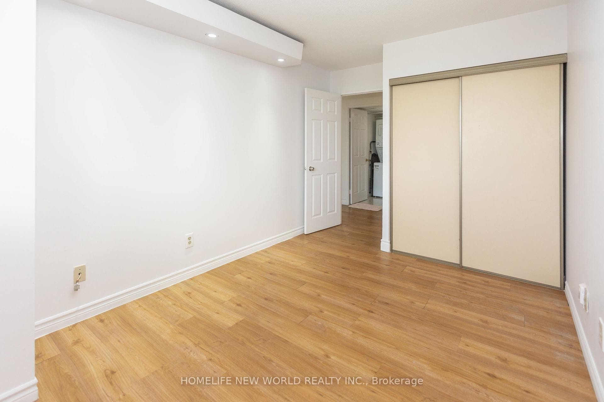 30 Thunder Grove Unit 310 photo 14