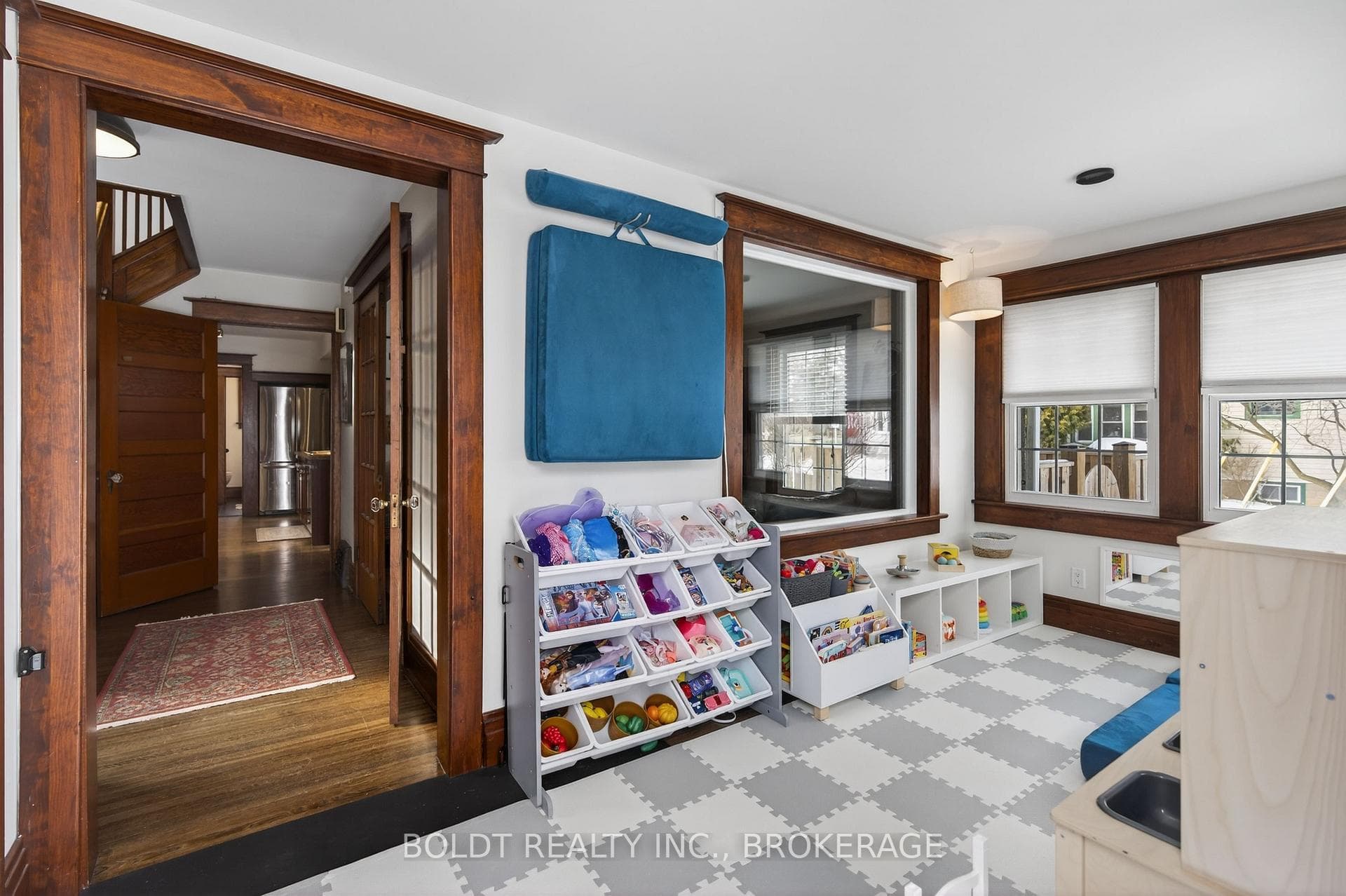17 Taylor Avenue photo 20