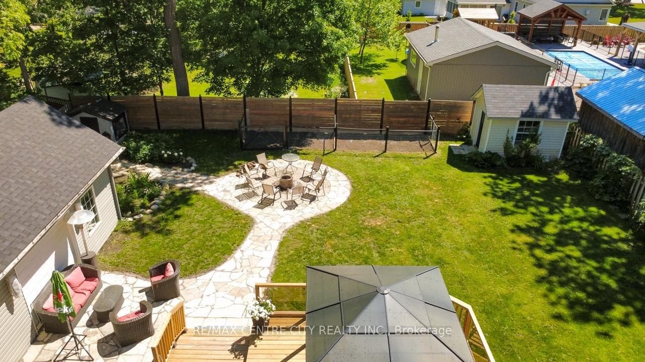 6 Prince Albert Street photo 32