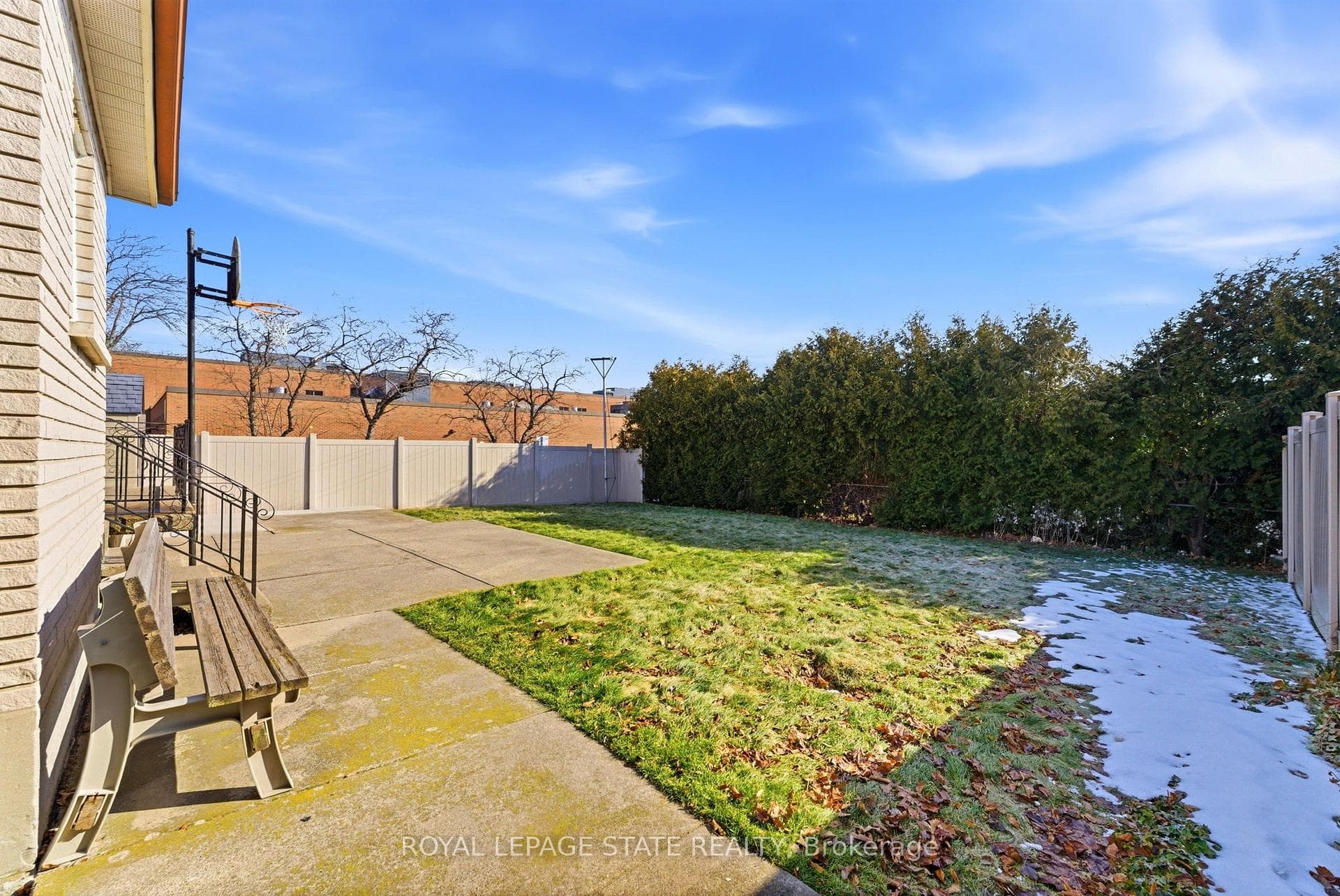 45 Cromwell Crescent photo 35