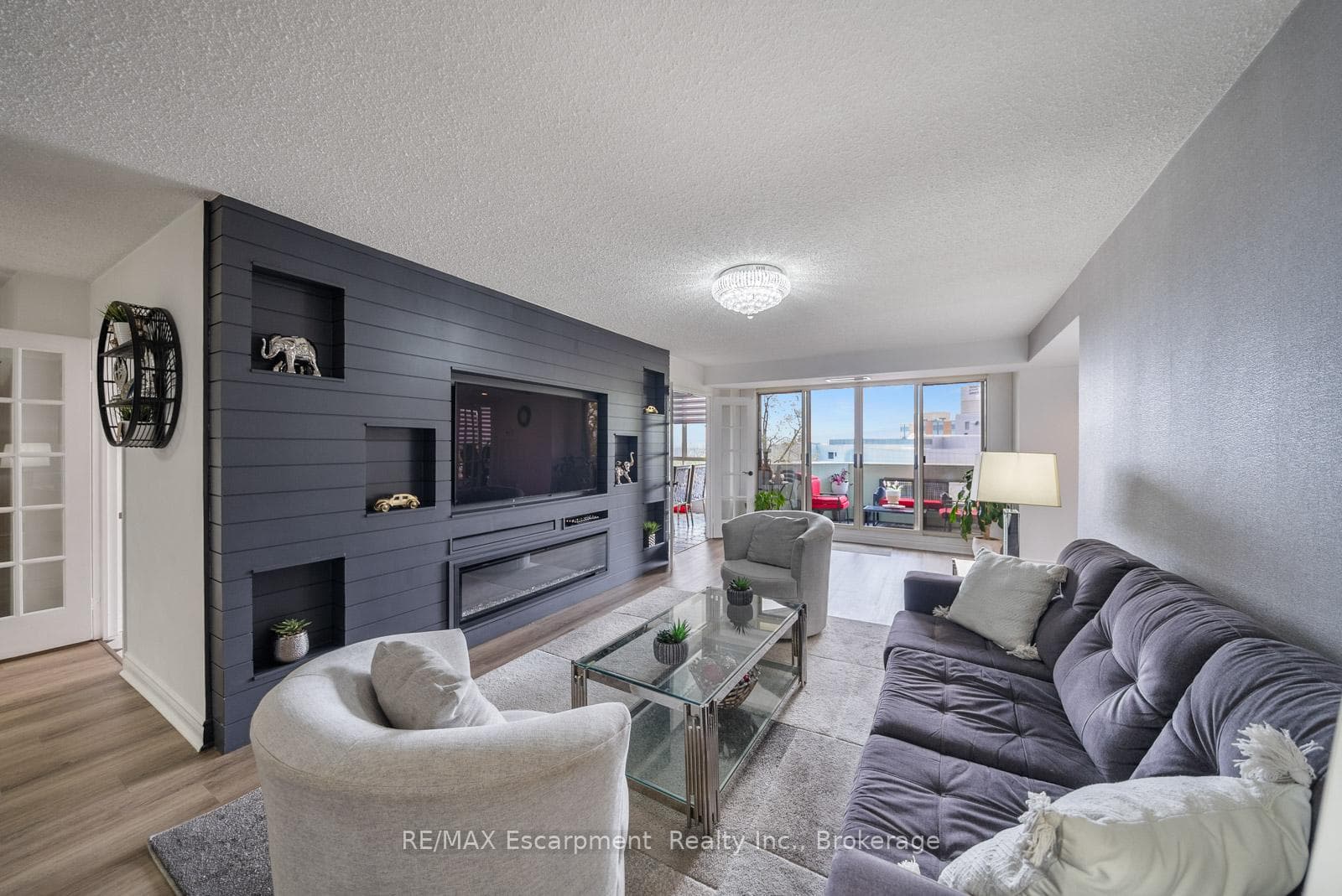 1237 North Shore Boulevard Unit 301 photo 9