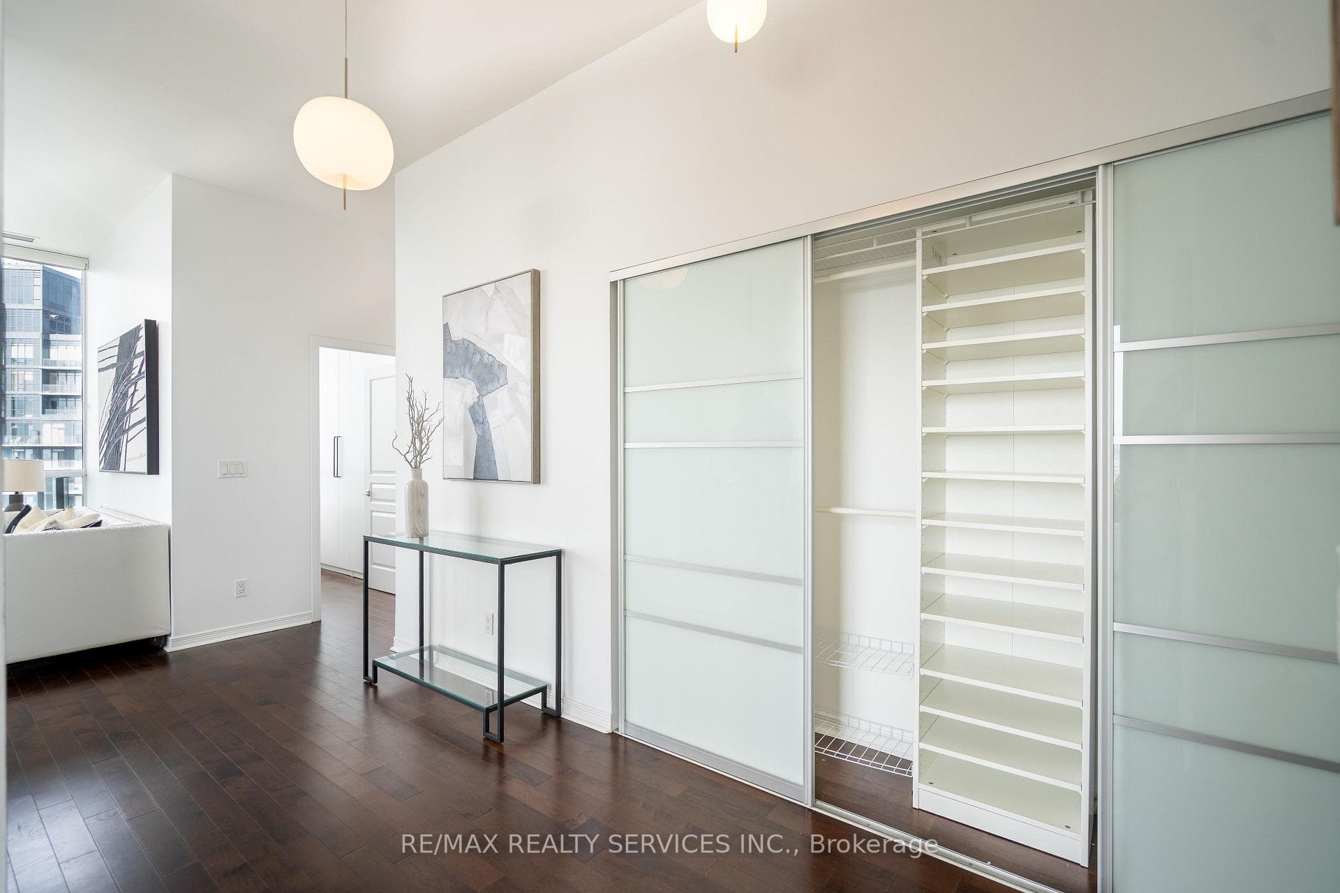 2230 Lake Shore Boulevard Unit PH 02 photo 2