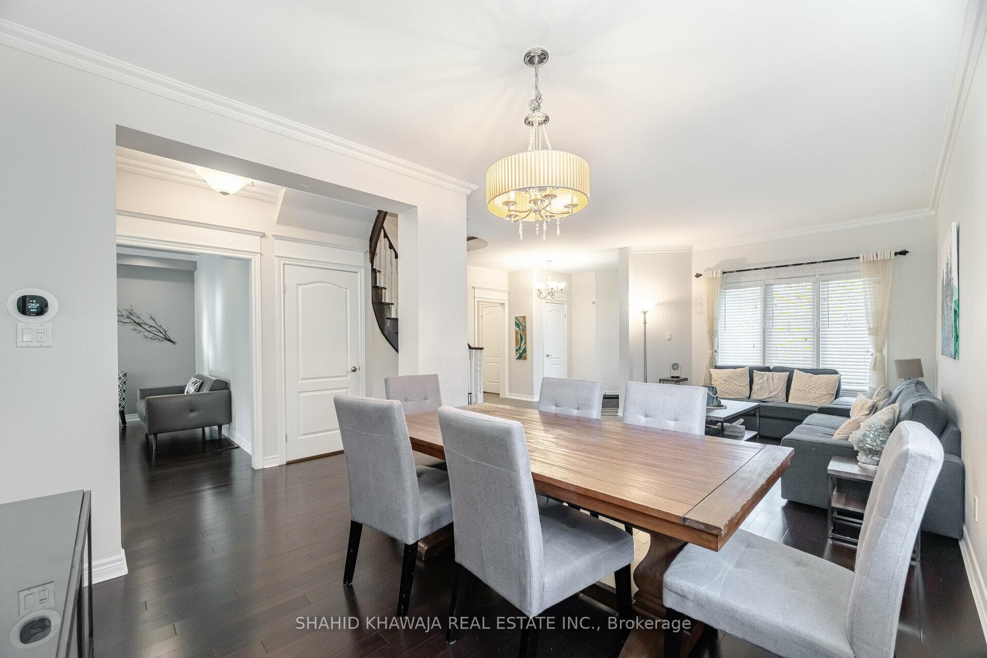 180 Bothwell Crescent photo 8