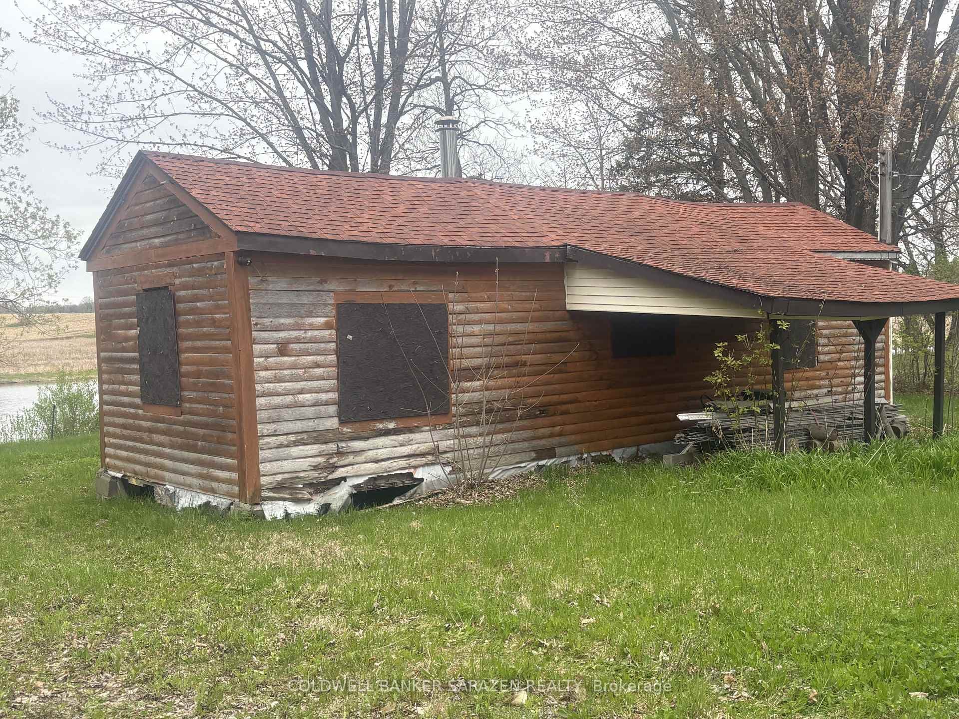 143 Gypsy Lane photo 4
