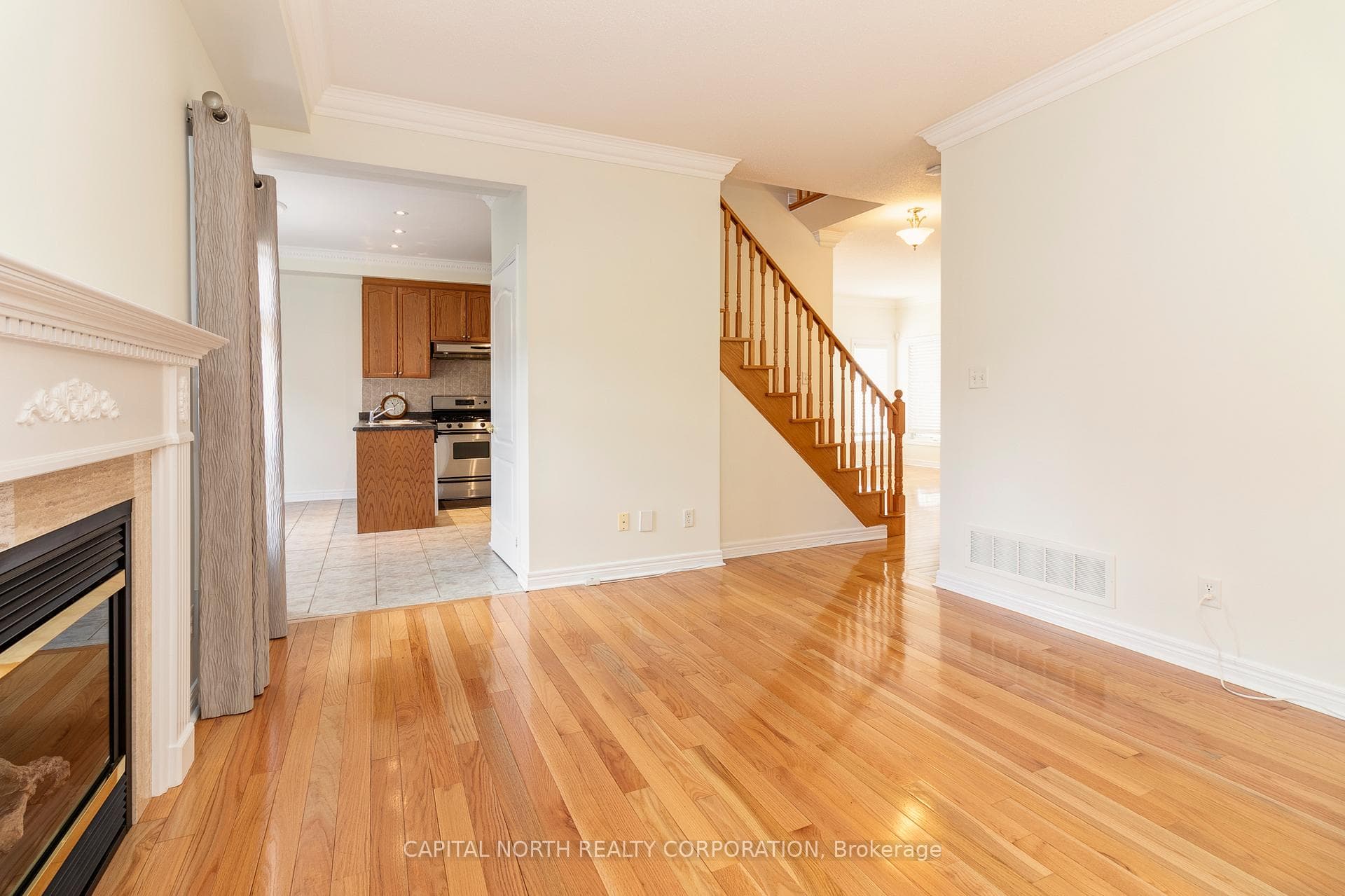 72 Ravineview Drive photo 8
