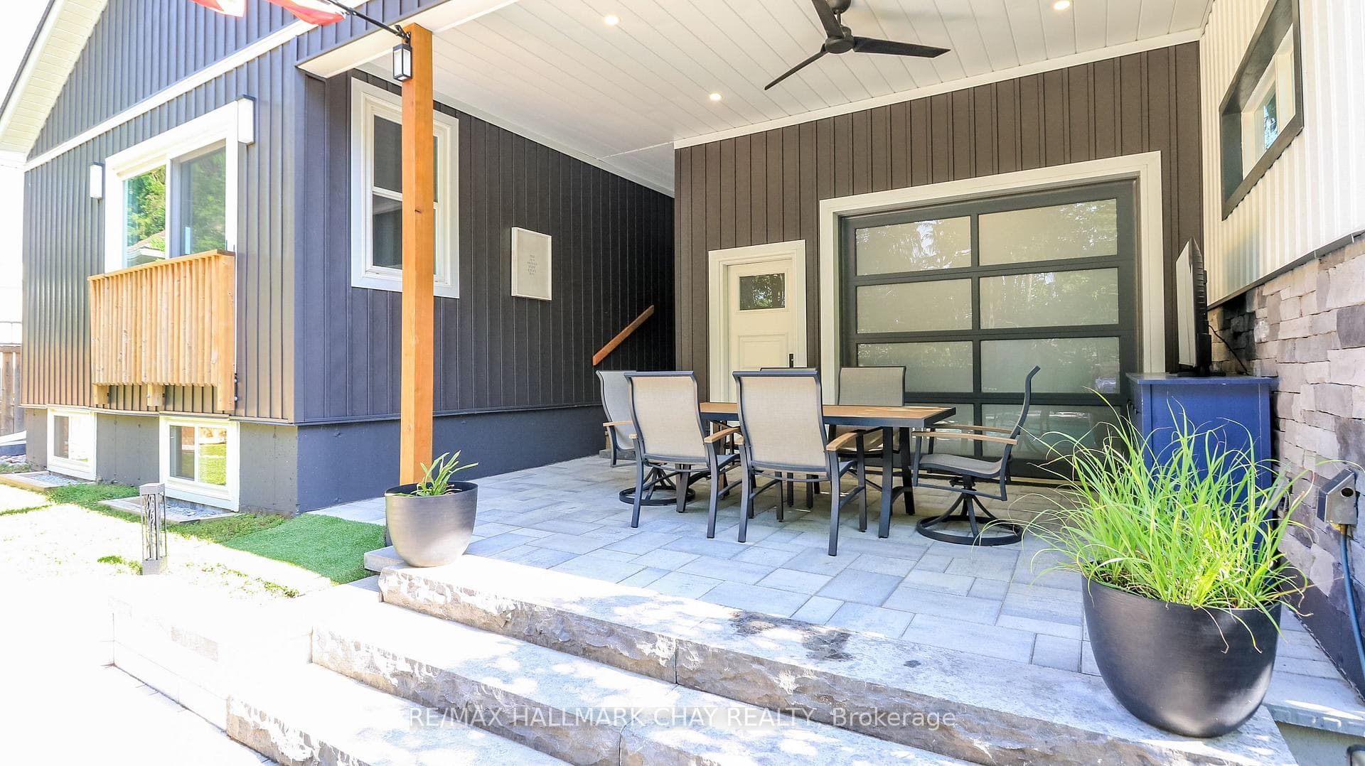 17 Bowman Avenue photo 16