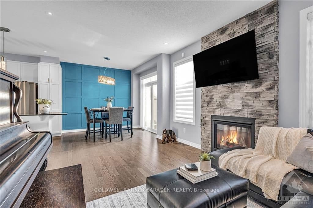 25 SOLARIS Drive photo 6