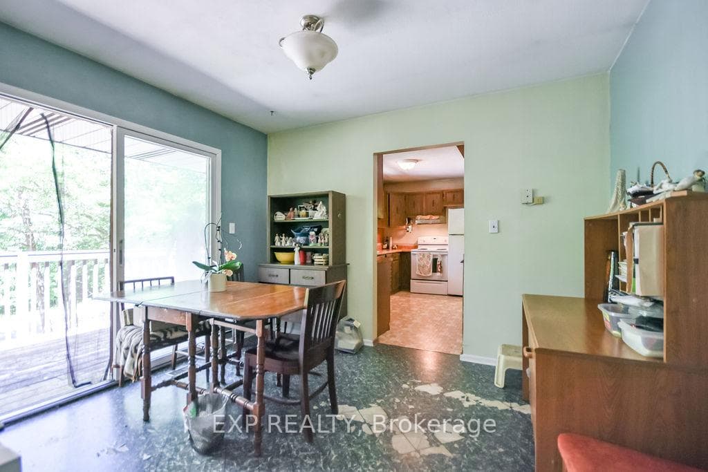 915 Vindin Street photo 8