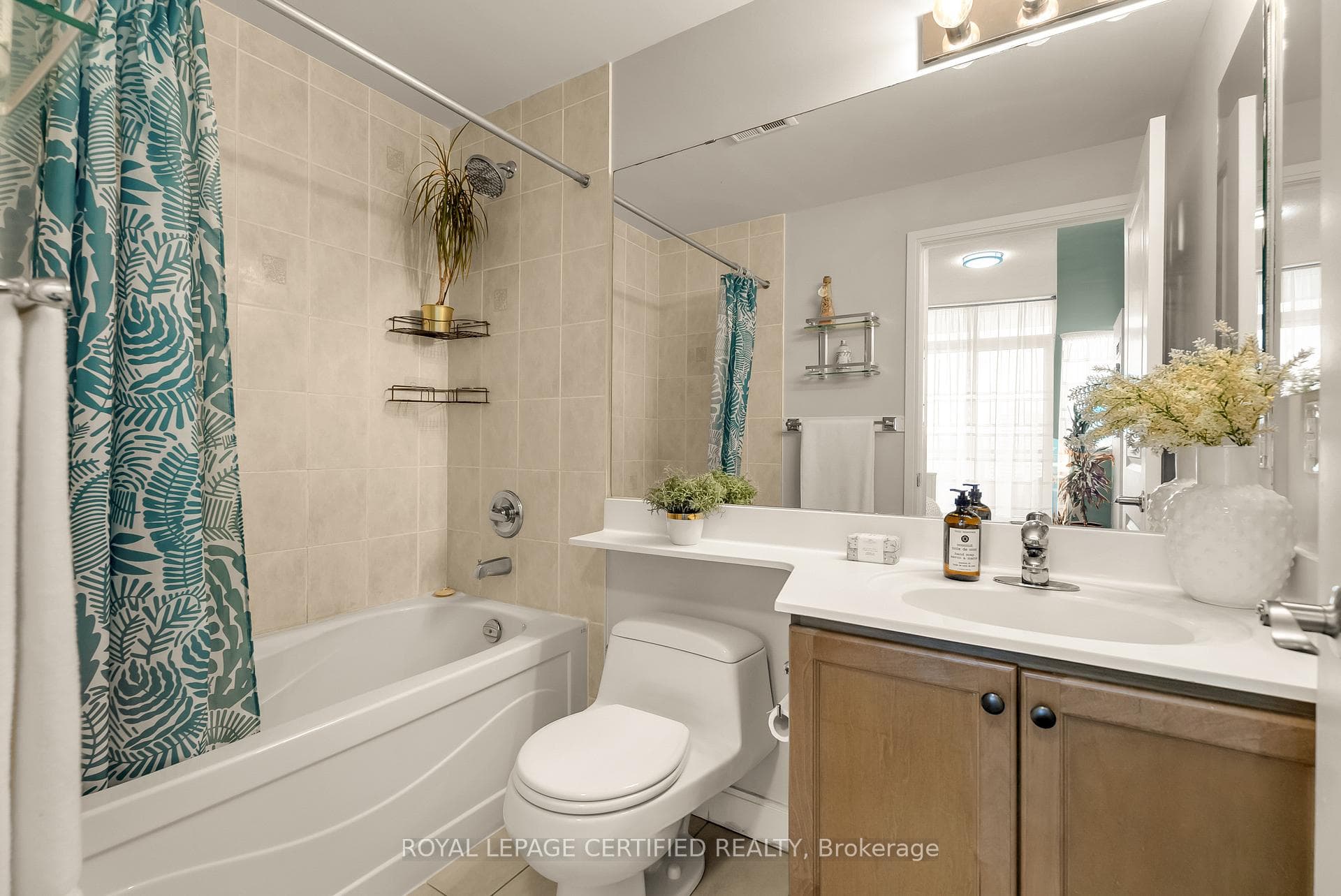 80 Absolute Avenue Unit 1205 photo 25