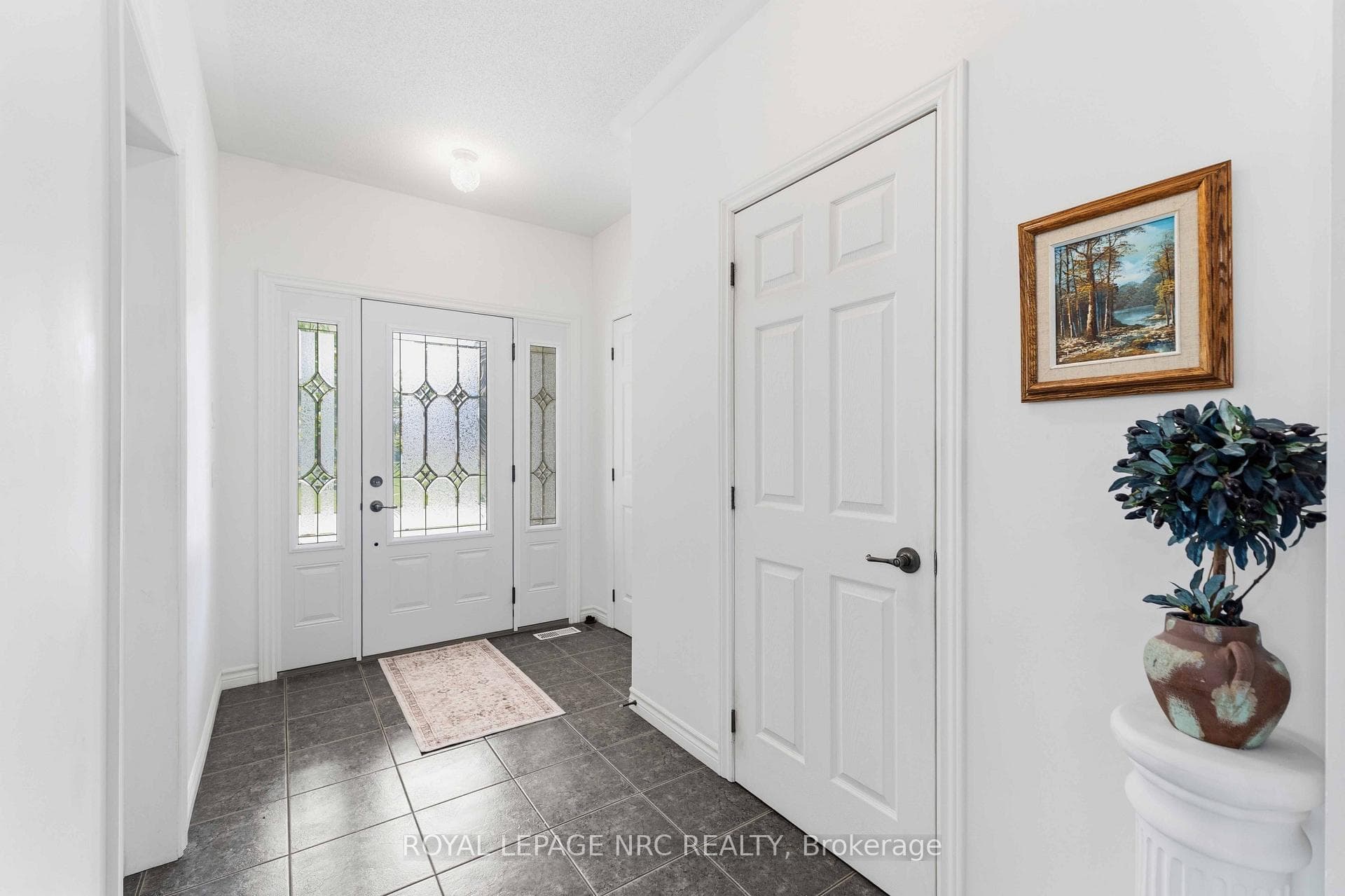 Entrance with Ceramic Flooring