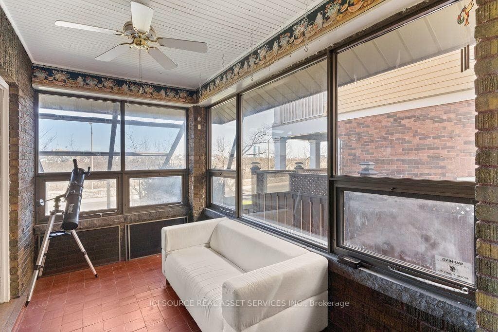 5207 River Road photo 10