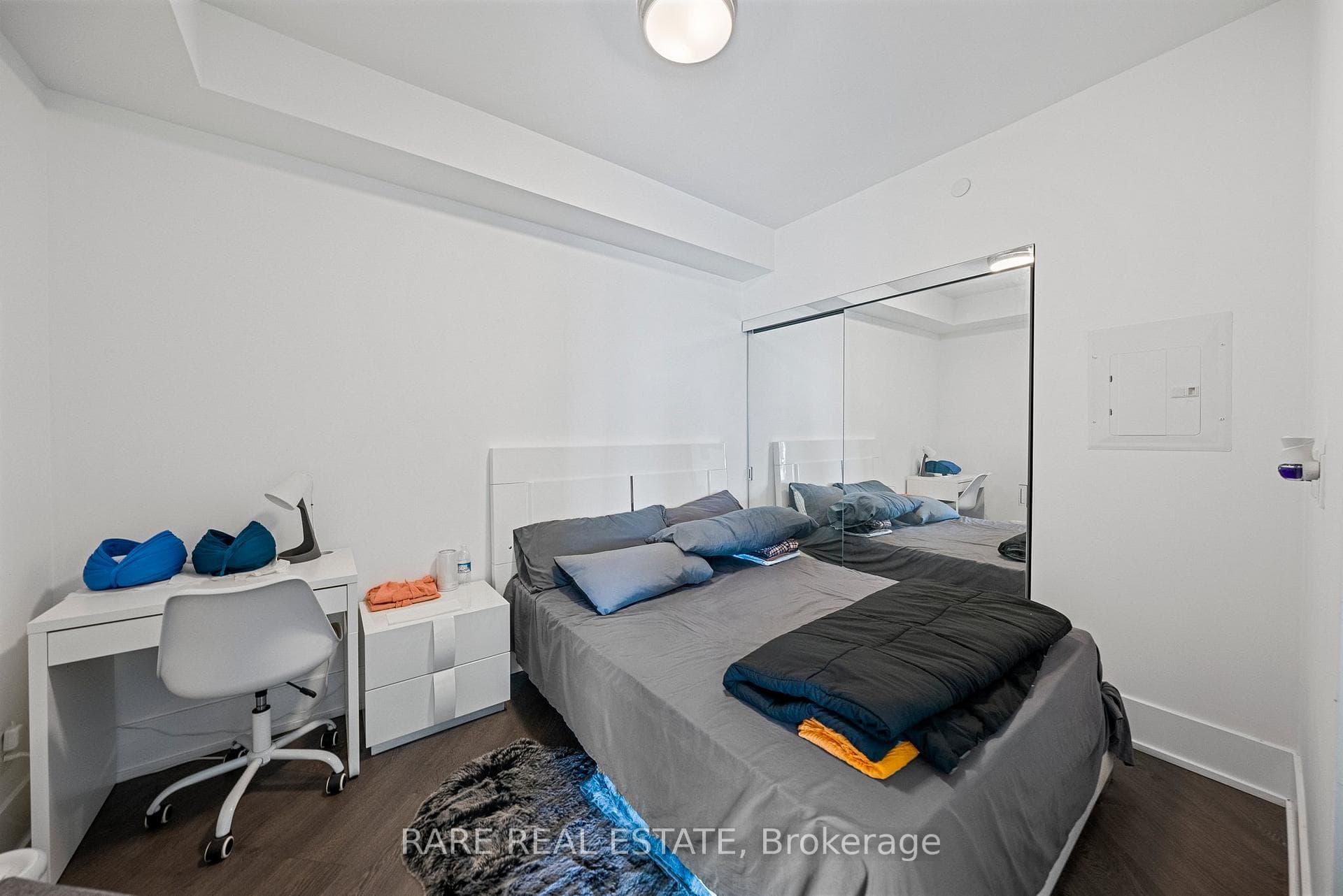 1 Edgewater Drive Unit 312 photo 21