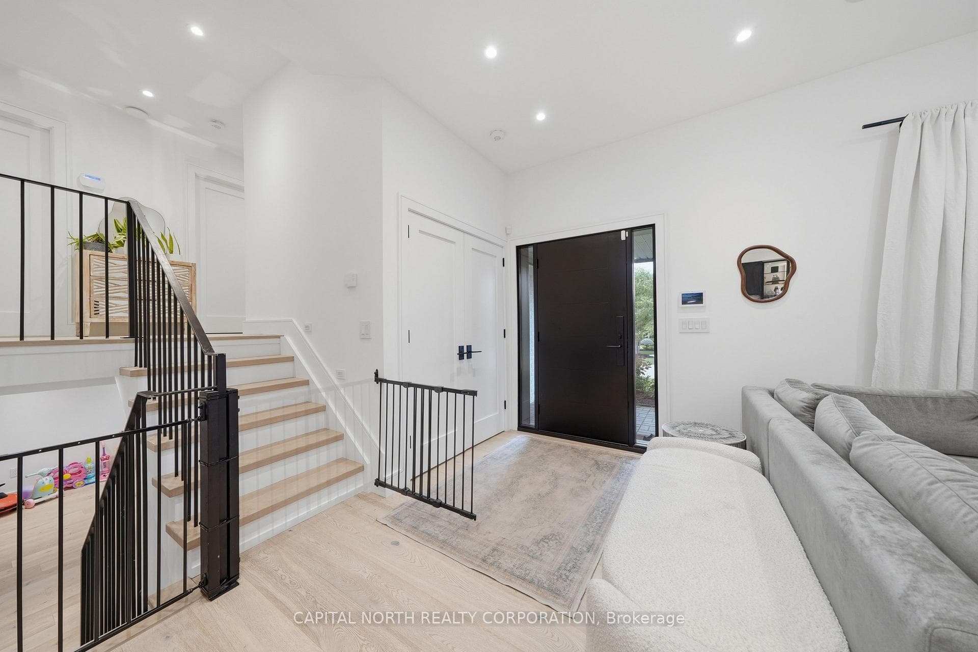 111 Norman Drive photo 4